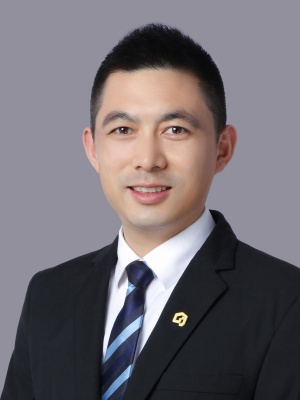 经纪人彭立战
