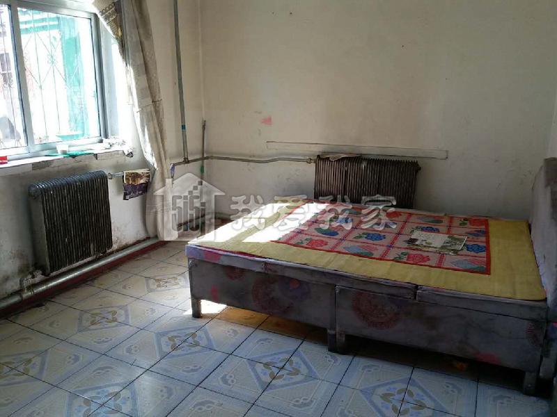 迎新街红楼社区租房_尖草坪迎新街红楼2室