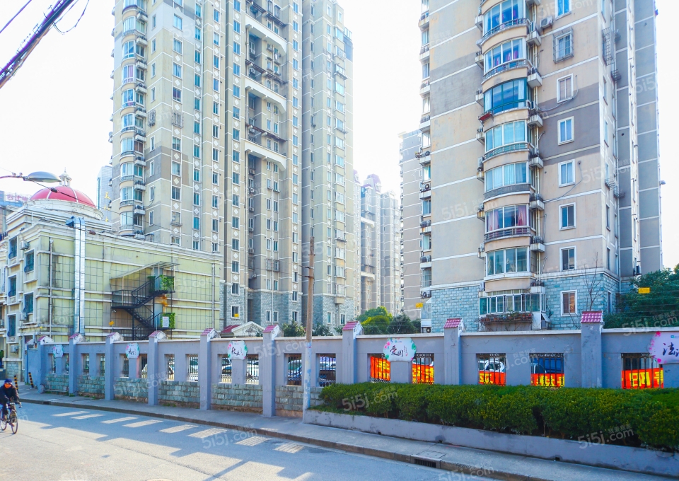 海联花苑张虹路135弄