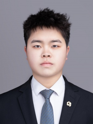 我爱我家经纪人张雷