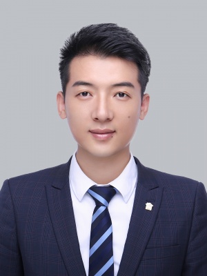 经纪人刘鹏