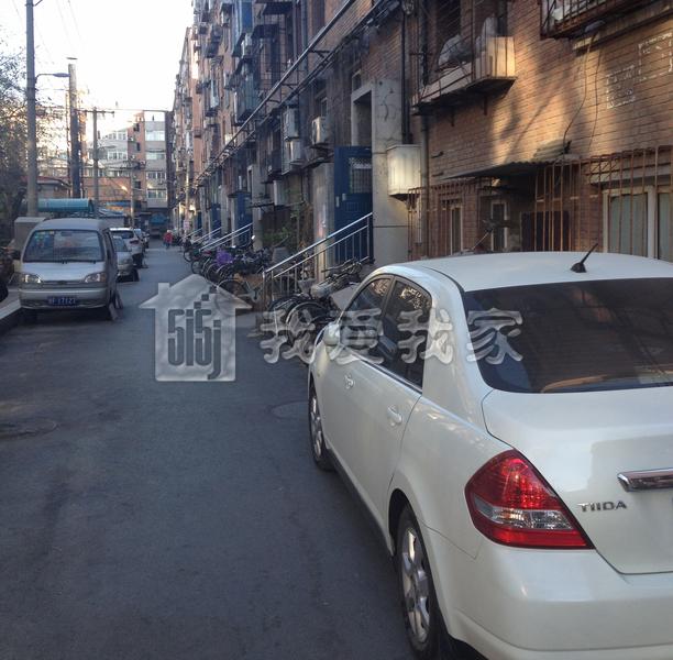 姚家井几次一套全南一居室无税地铁急售房源