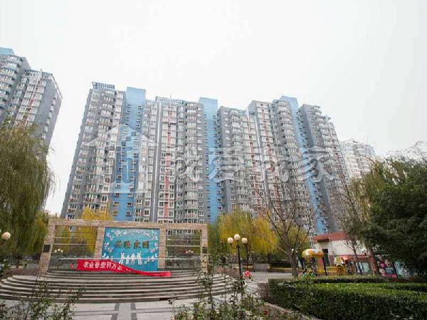 四惠东一号线 青年路兴隆家园三期主位一居室 免税诚售可签约