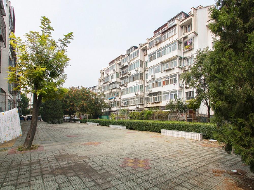 枣园小区三室二厅一卫