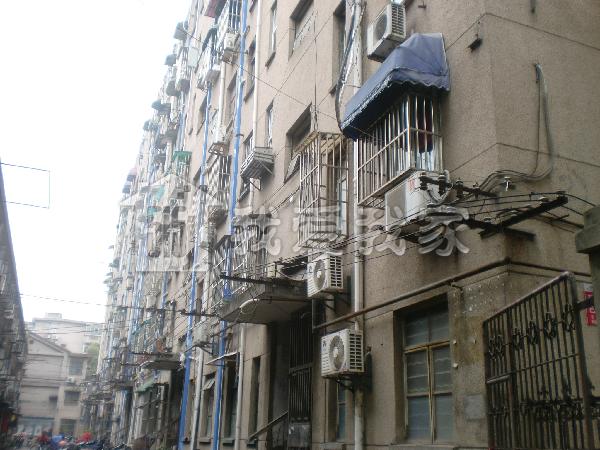 更新时间:2020-09-29 摘要:紫竹林小区位于南京市鼓楼区,建于1995年