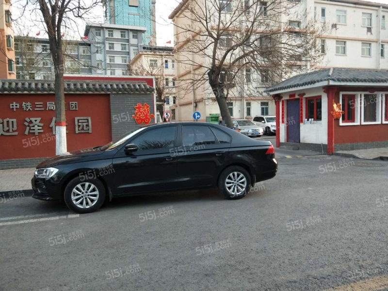 迎泽公园附近铁三局宿舍电梯房中间层 朝向四方 户型采光好