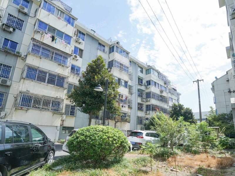 机械新村2楼边户,客厅带窗全明户型采光无遮挡,看房方便