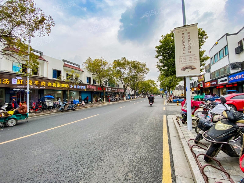 油车路小区隶属于苏州市吴江区松陵商圈优质小区,共有2栋住宅,60余户