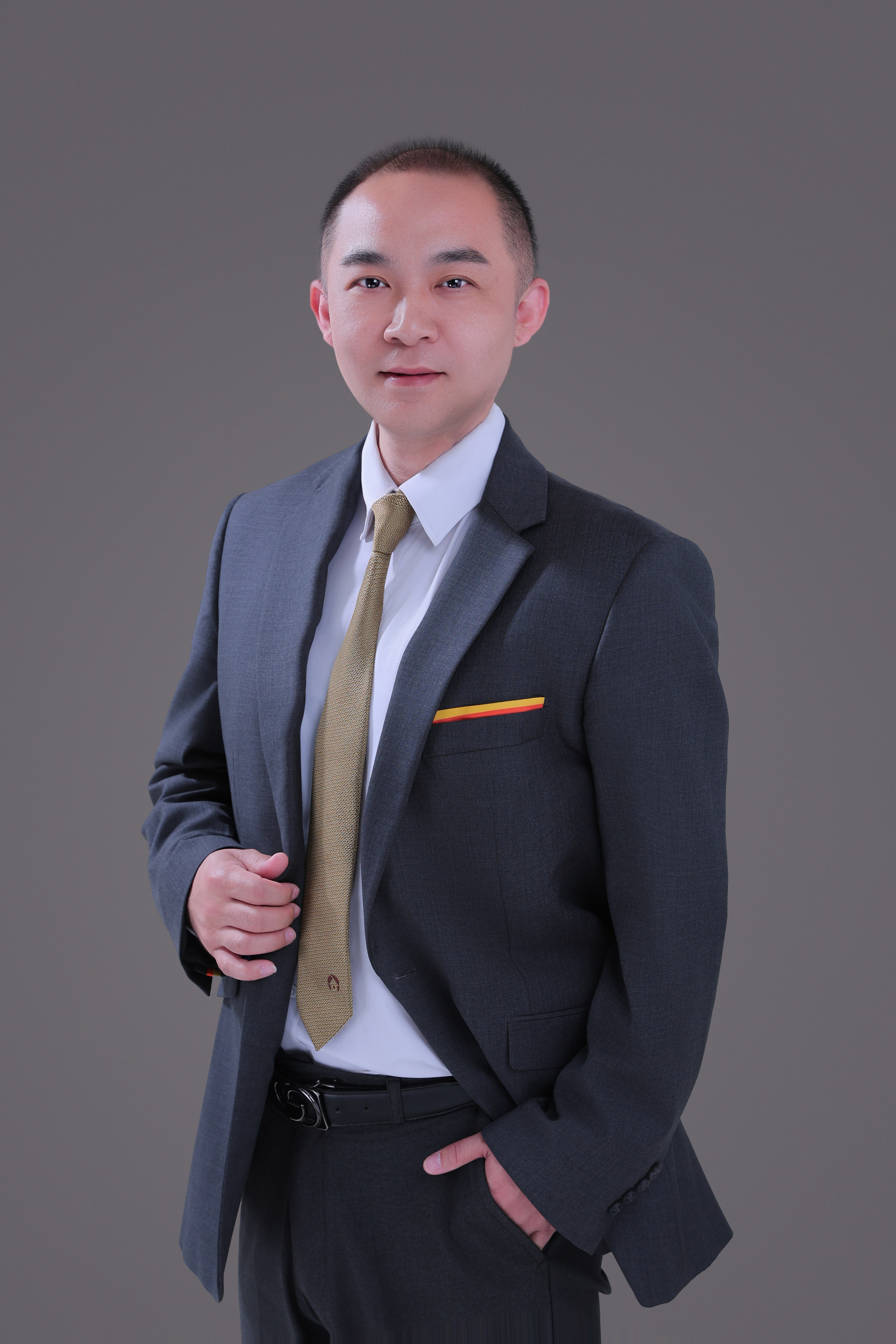 经纪人王玉龙