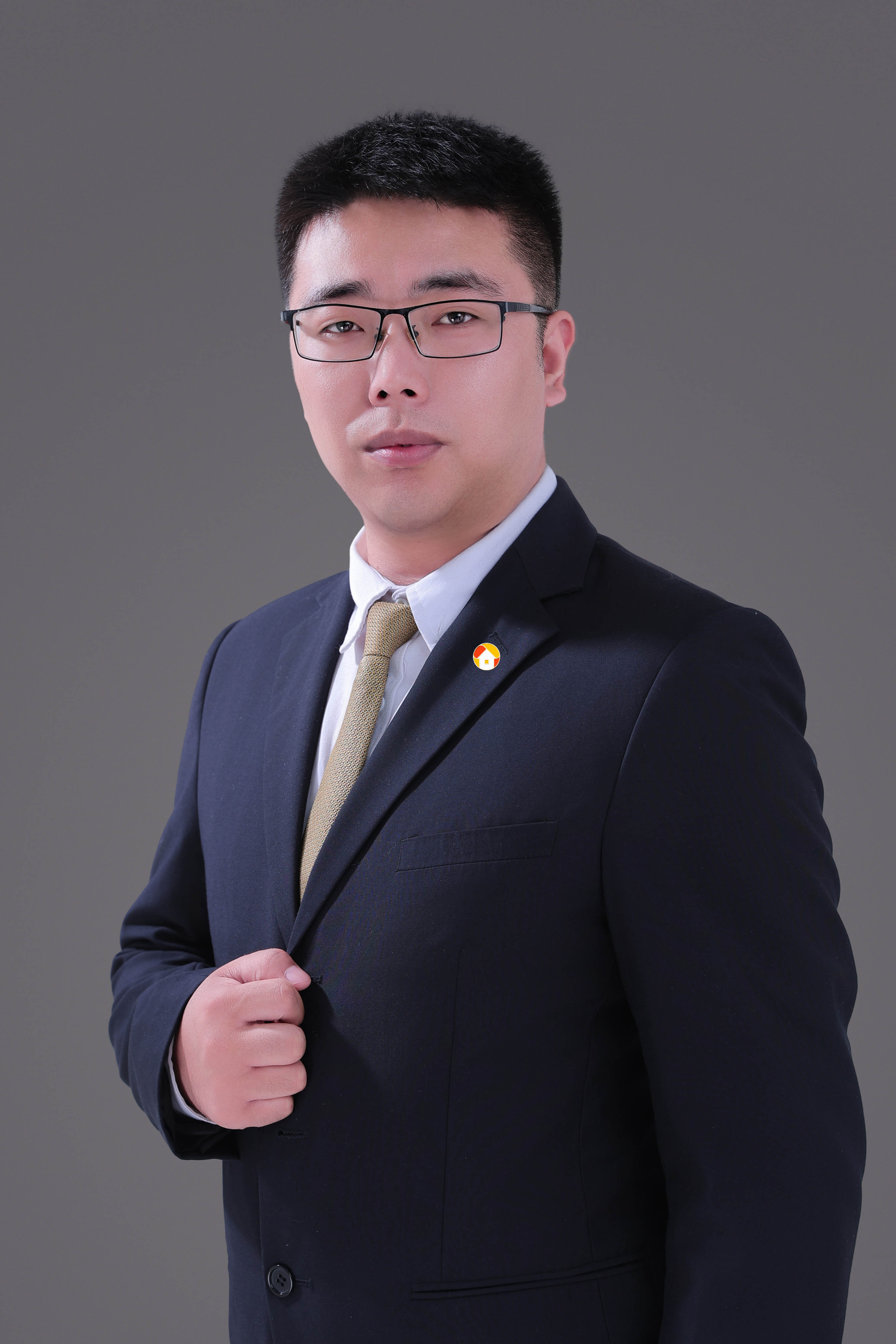 我爱我家经纪人周润军