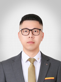 经纪人于大龙