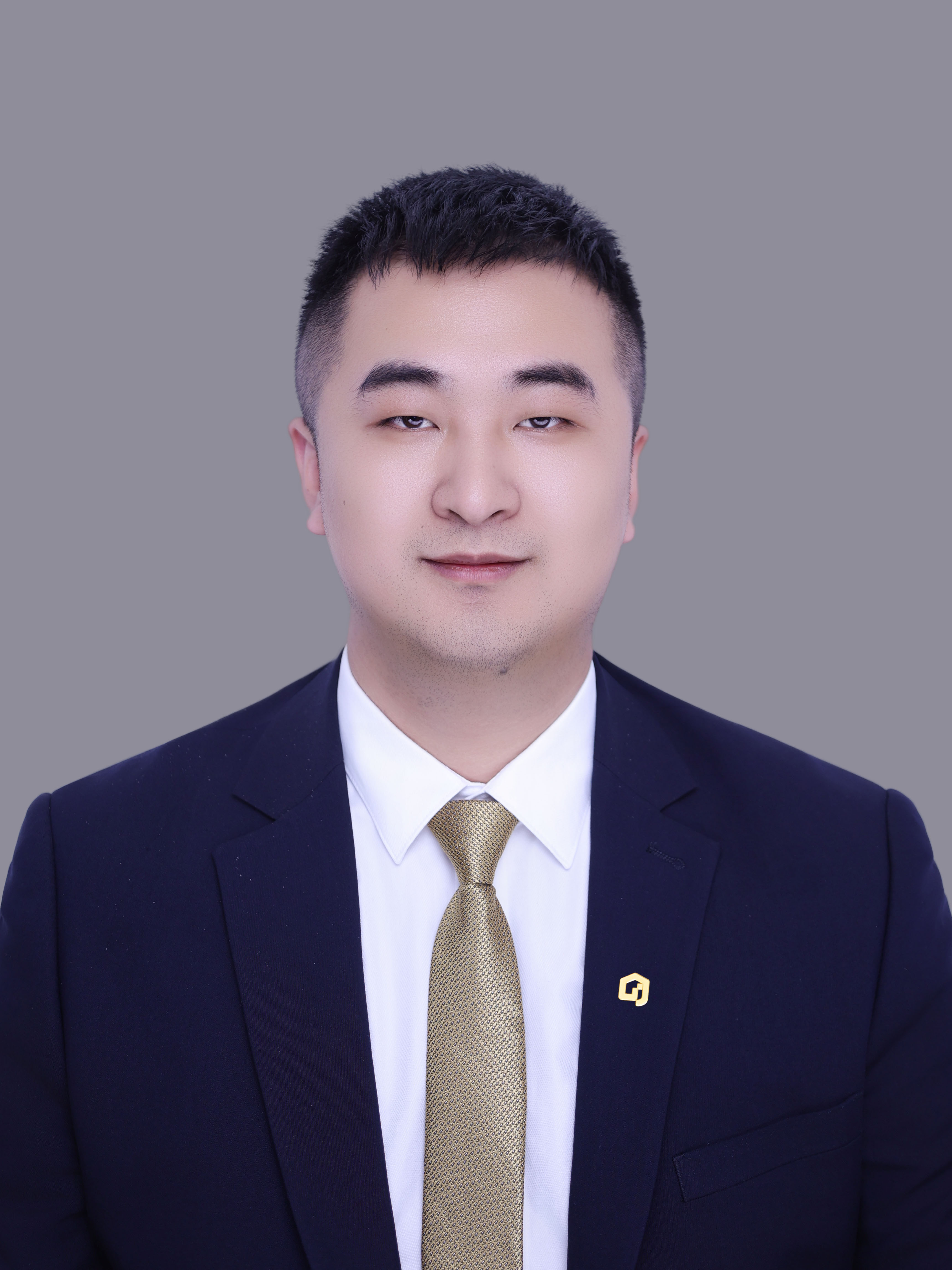 经纪人甘正为