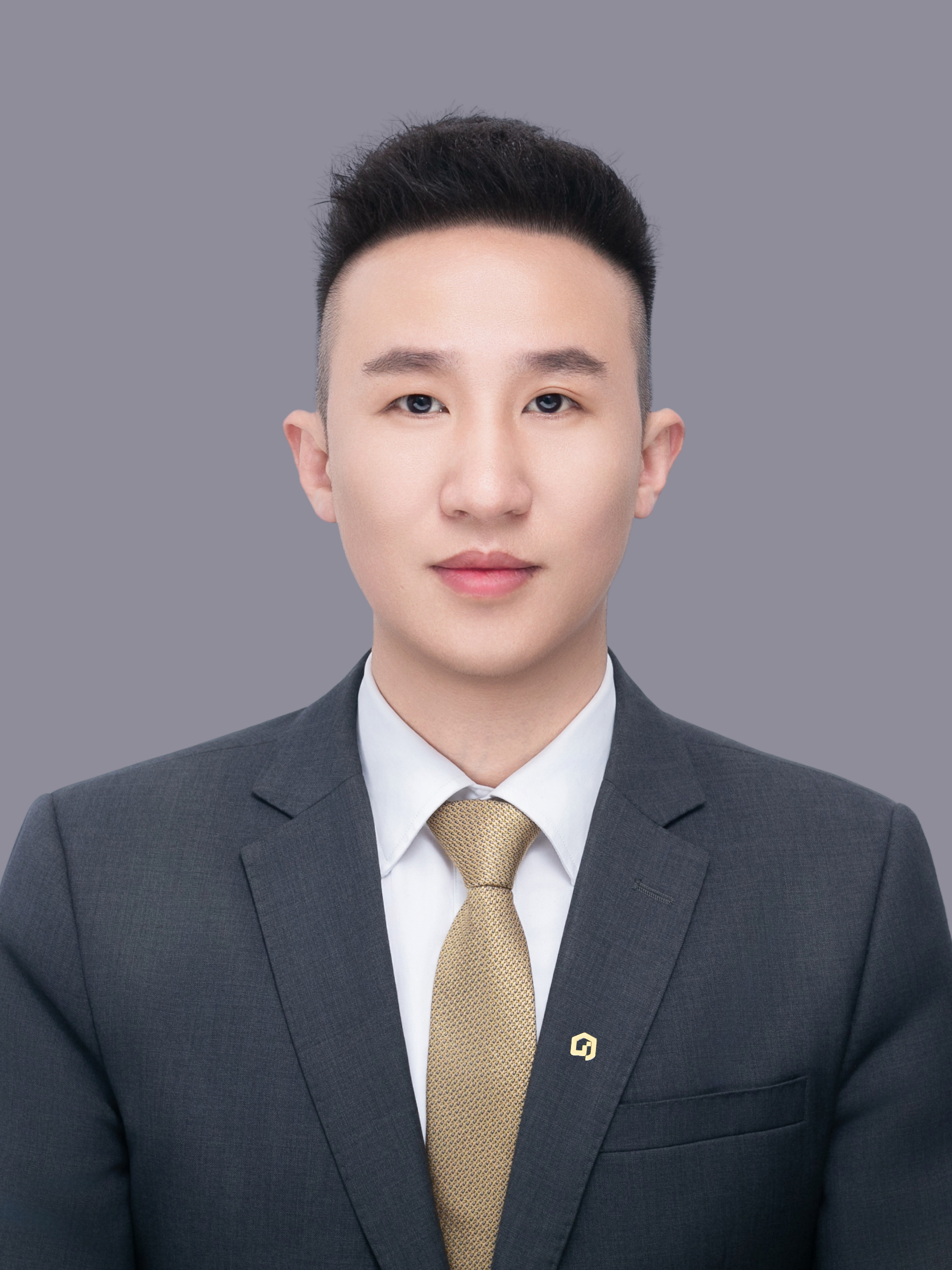 经纪人卓奎奎
