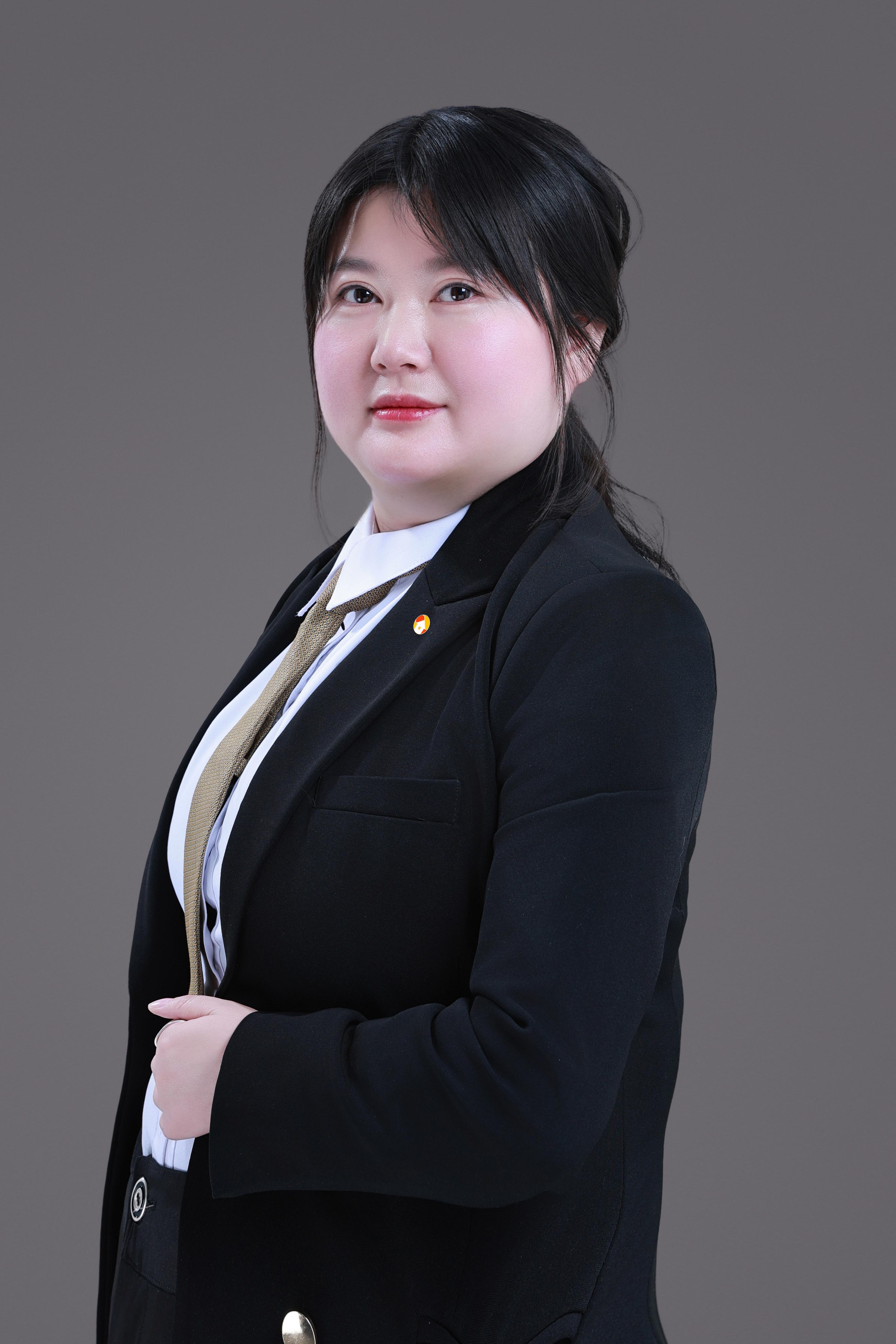 经纪人陈瑞