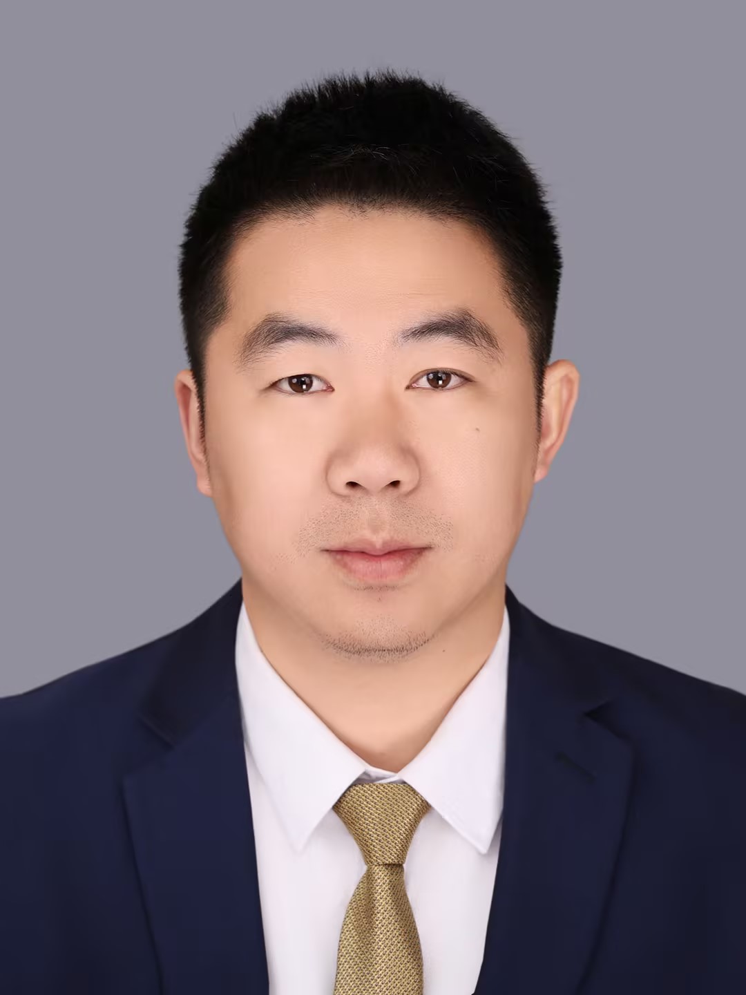 经纪人于雷