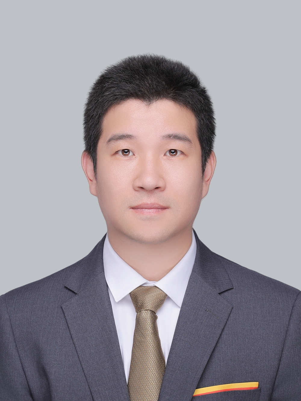 李春根