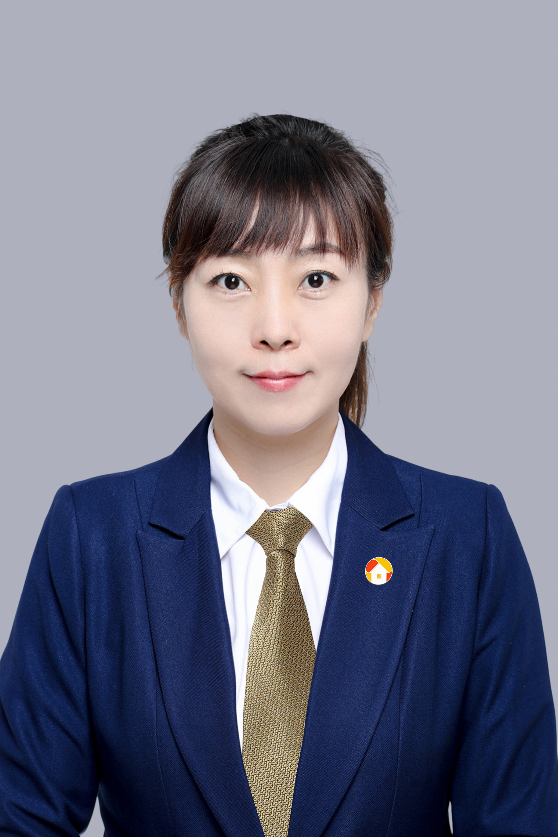 经纪人张欣