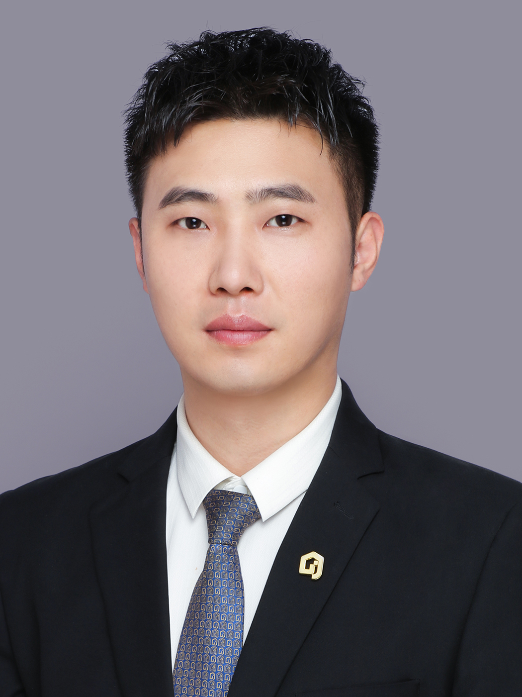 我爱我家经纪人王新宇