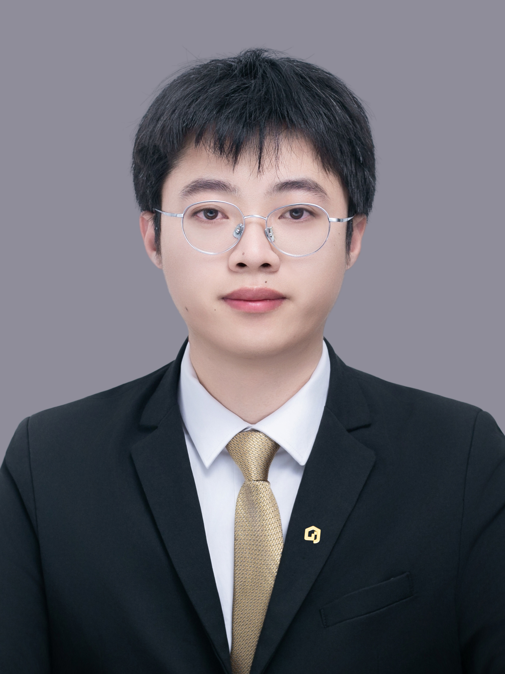 经纪人包青博