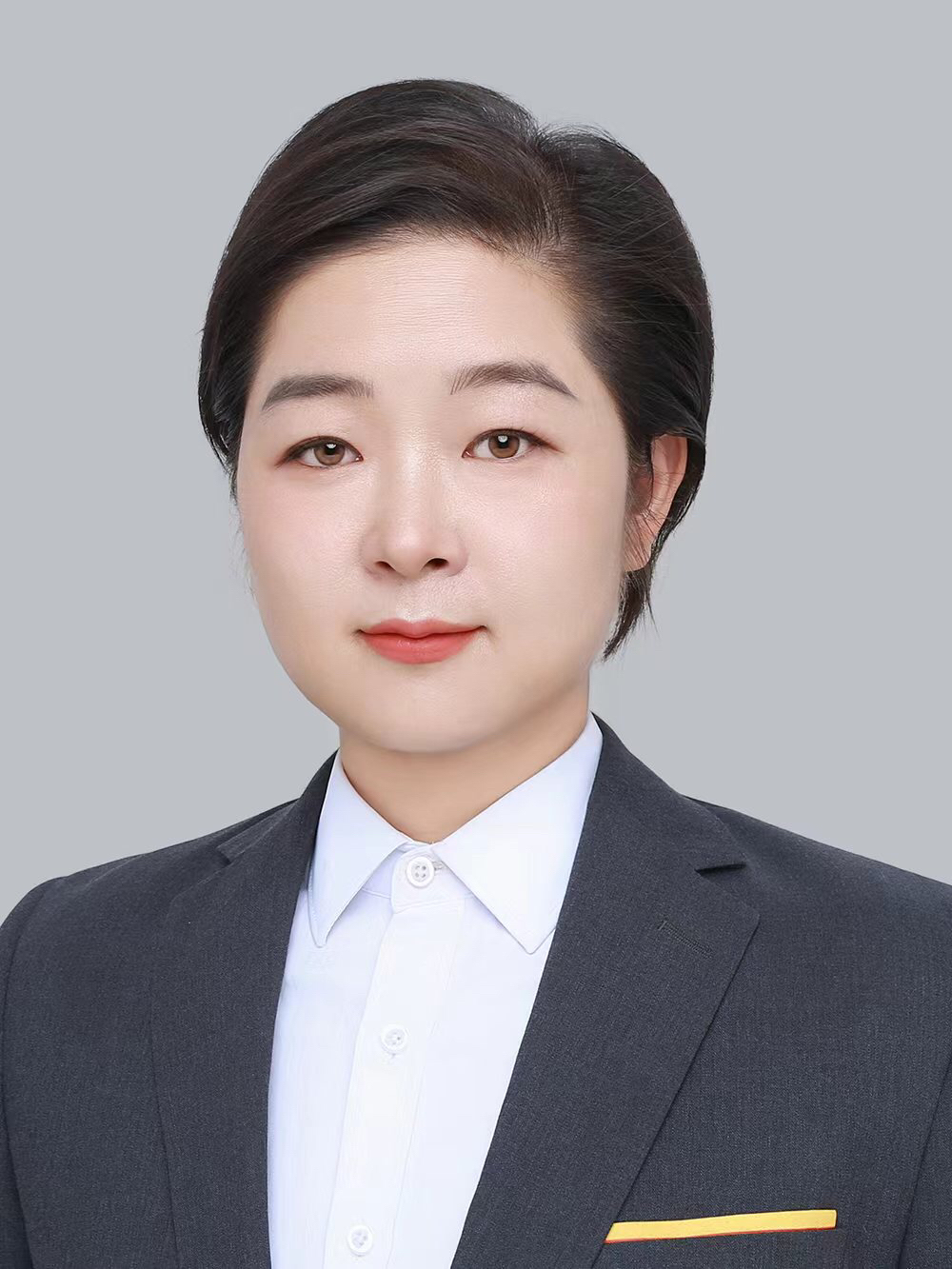我爱我家经纪人解芳敏