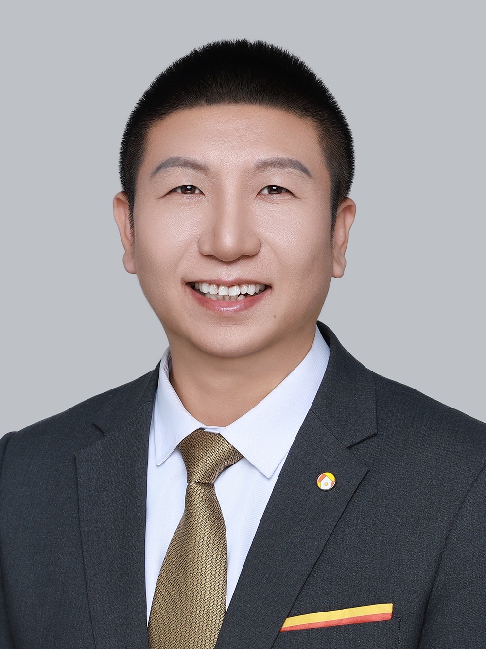 我爱我家经纪人熊伟