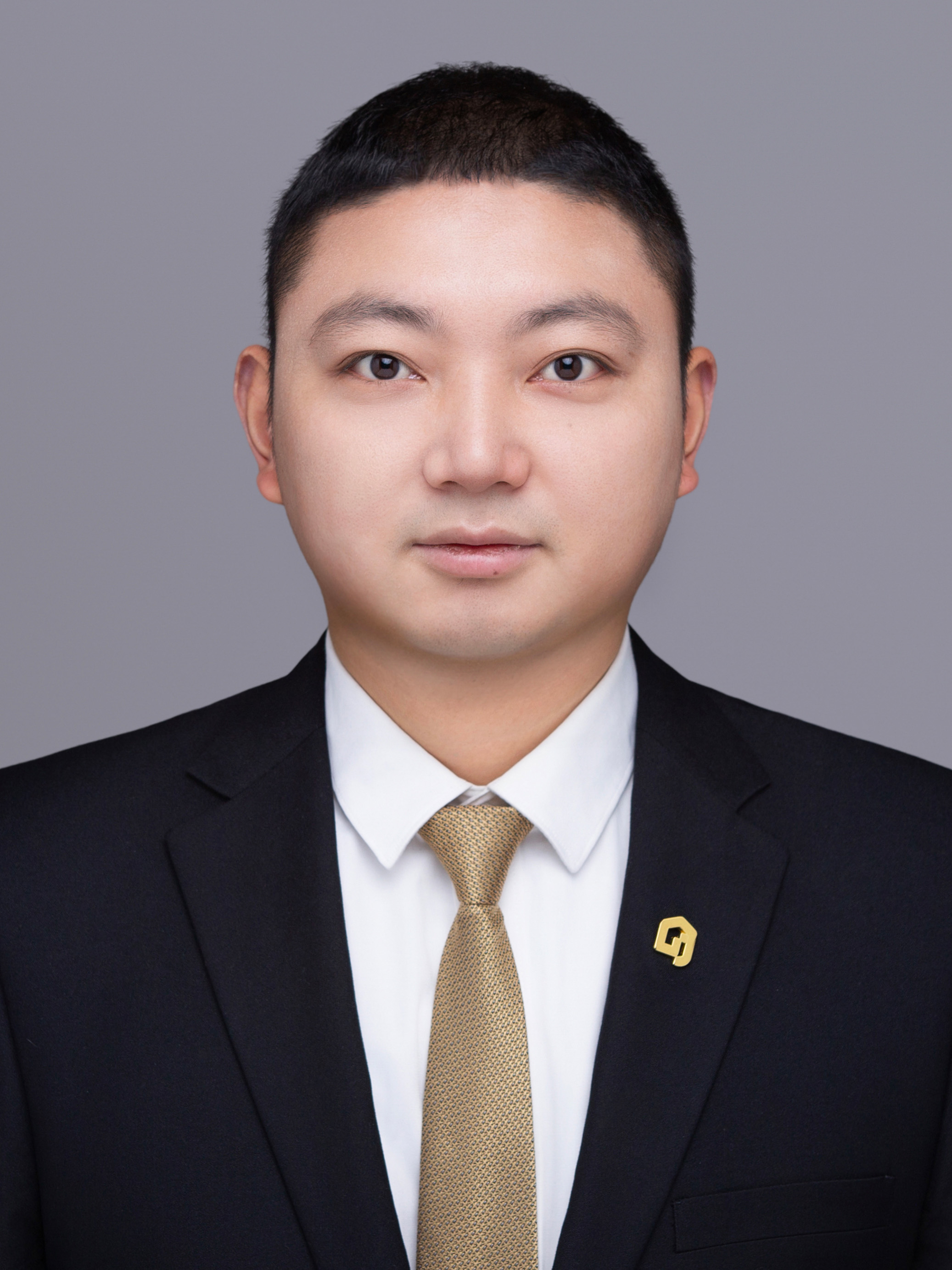 我爱我家经纪人张伟