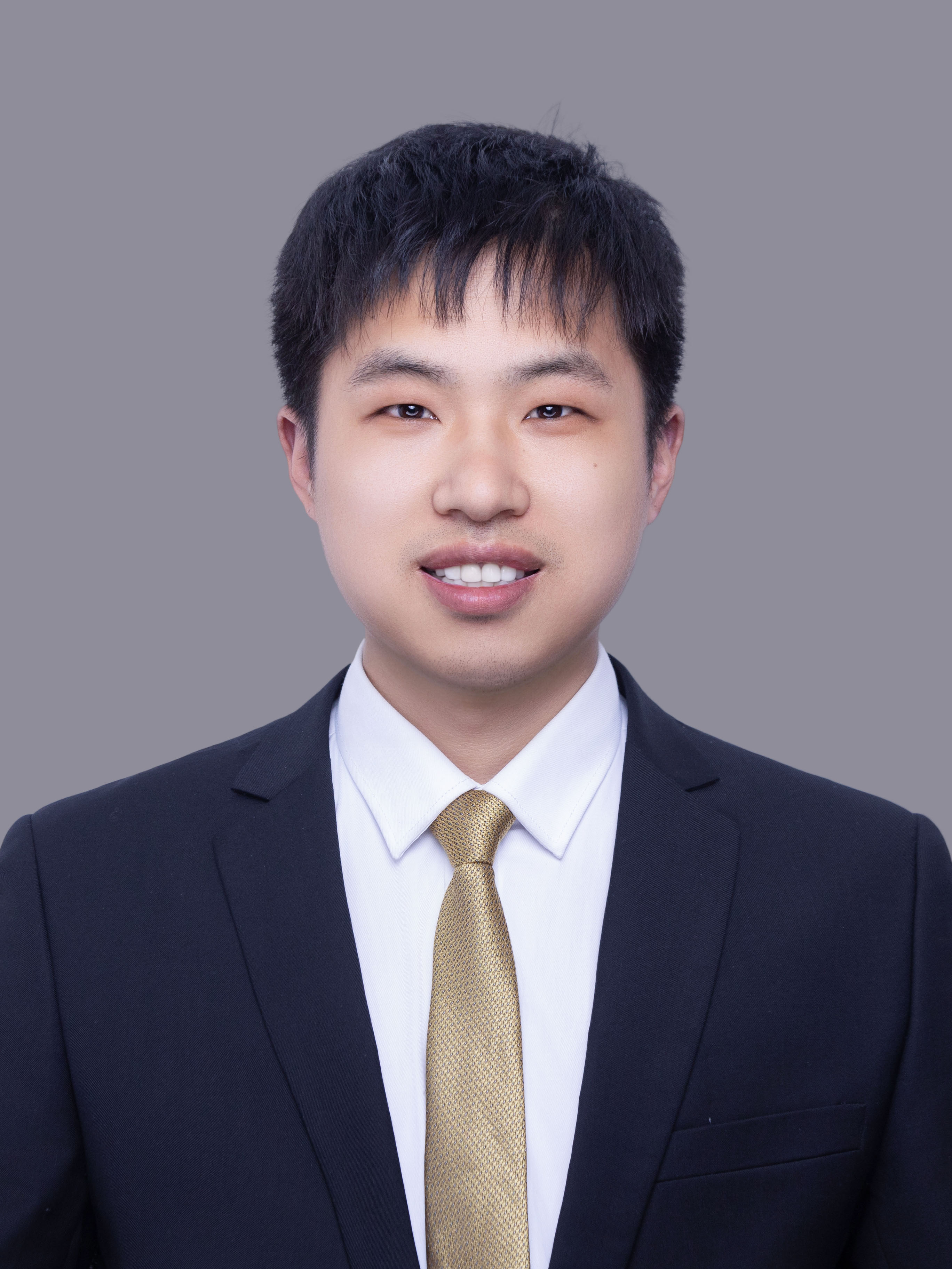 经纪人余泽远