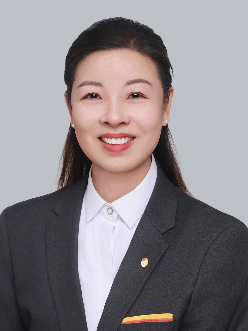 经纪人龚红连
