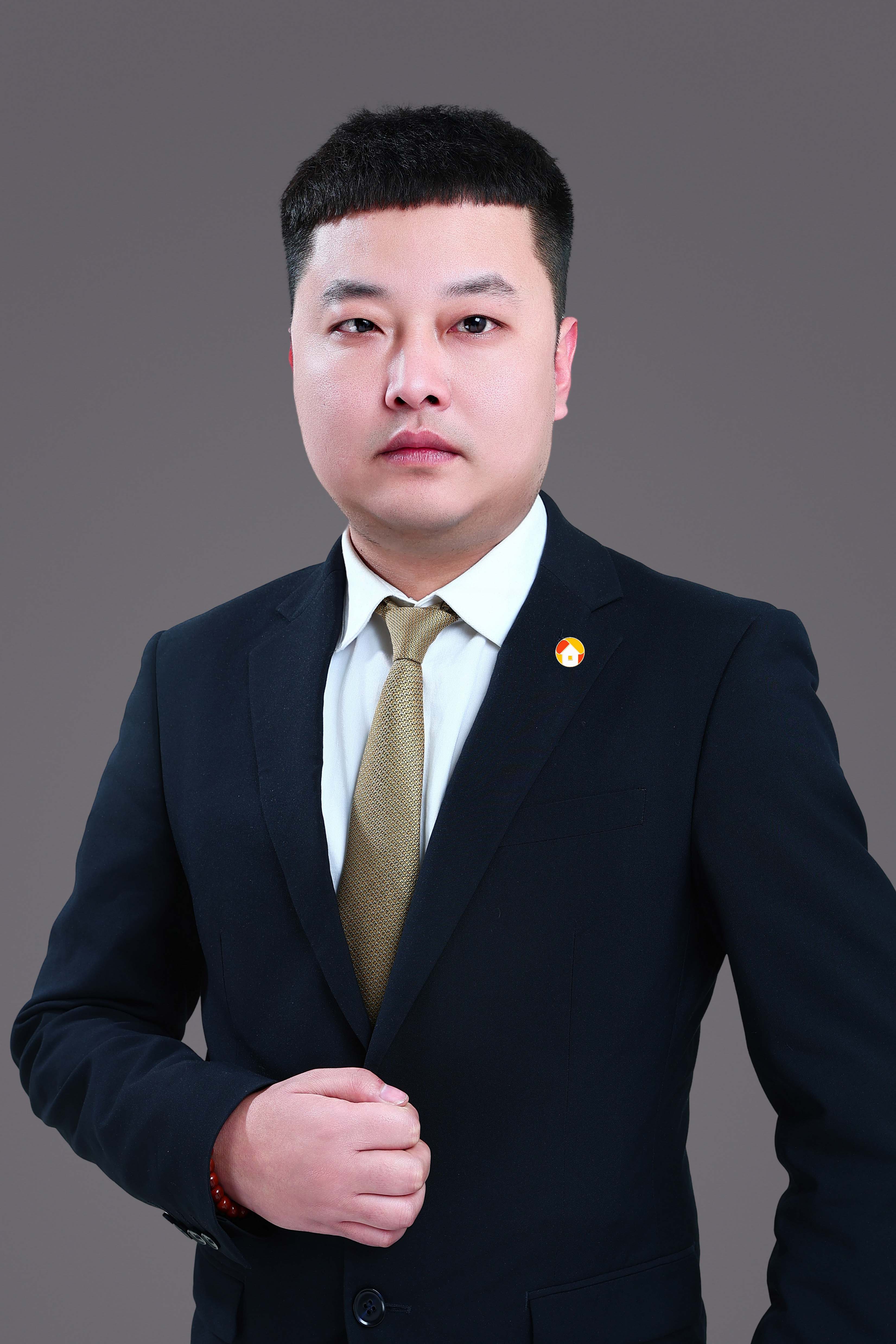 我爱我家经纪人朱福东