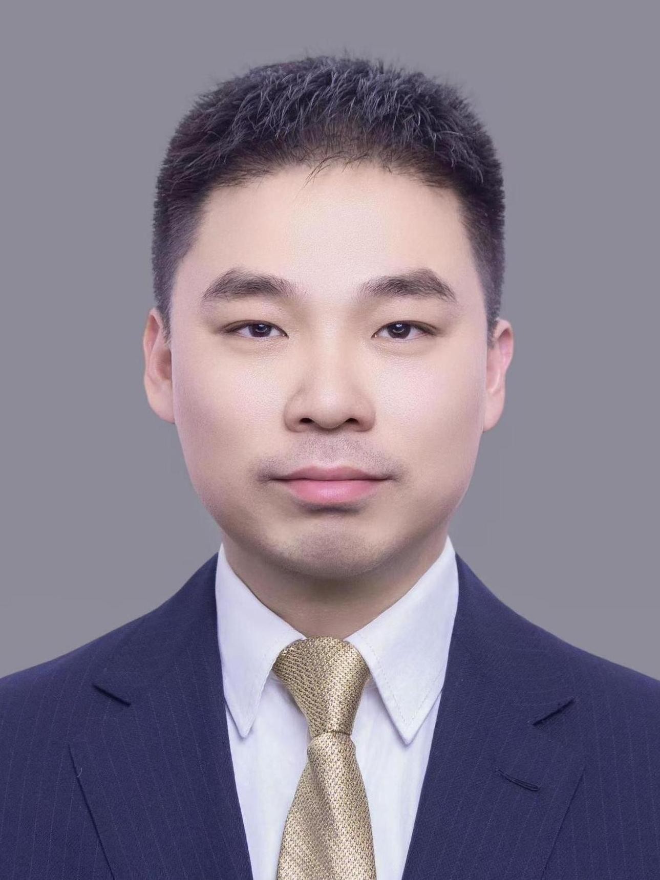 经纪人徐旭鹏