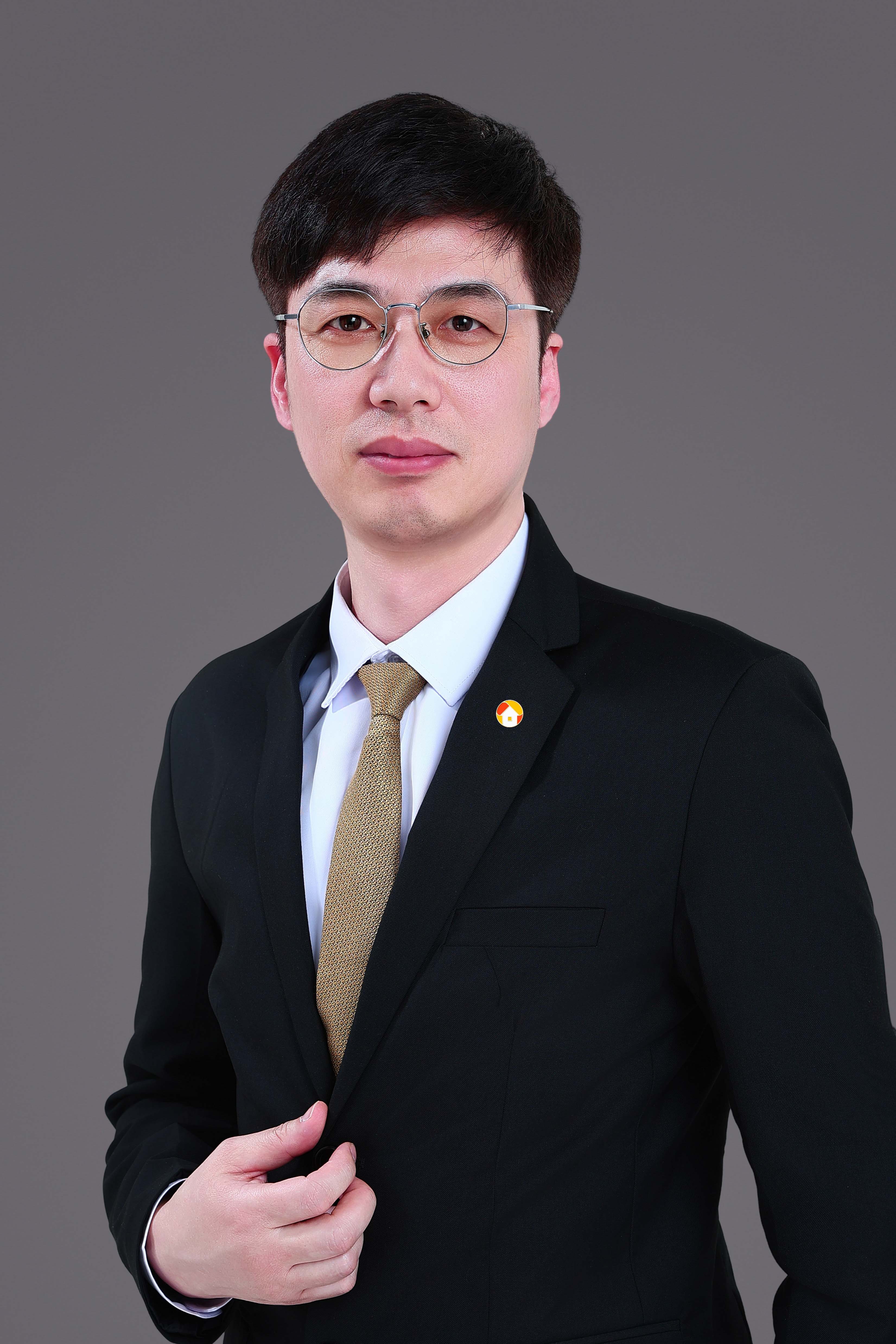 经纪人刘勇