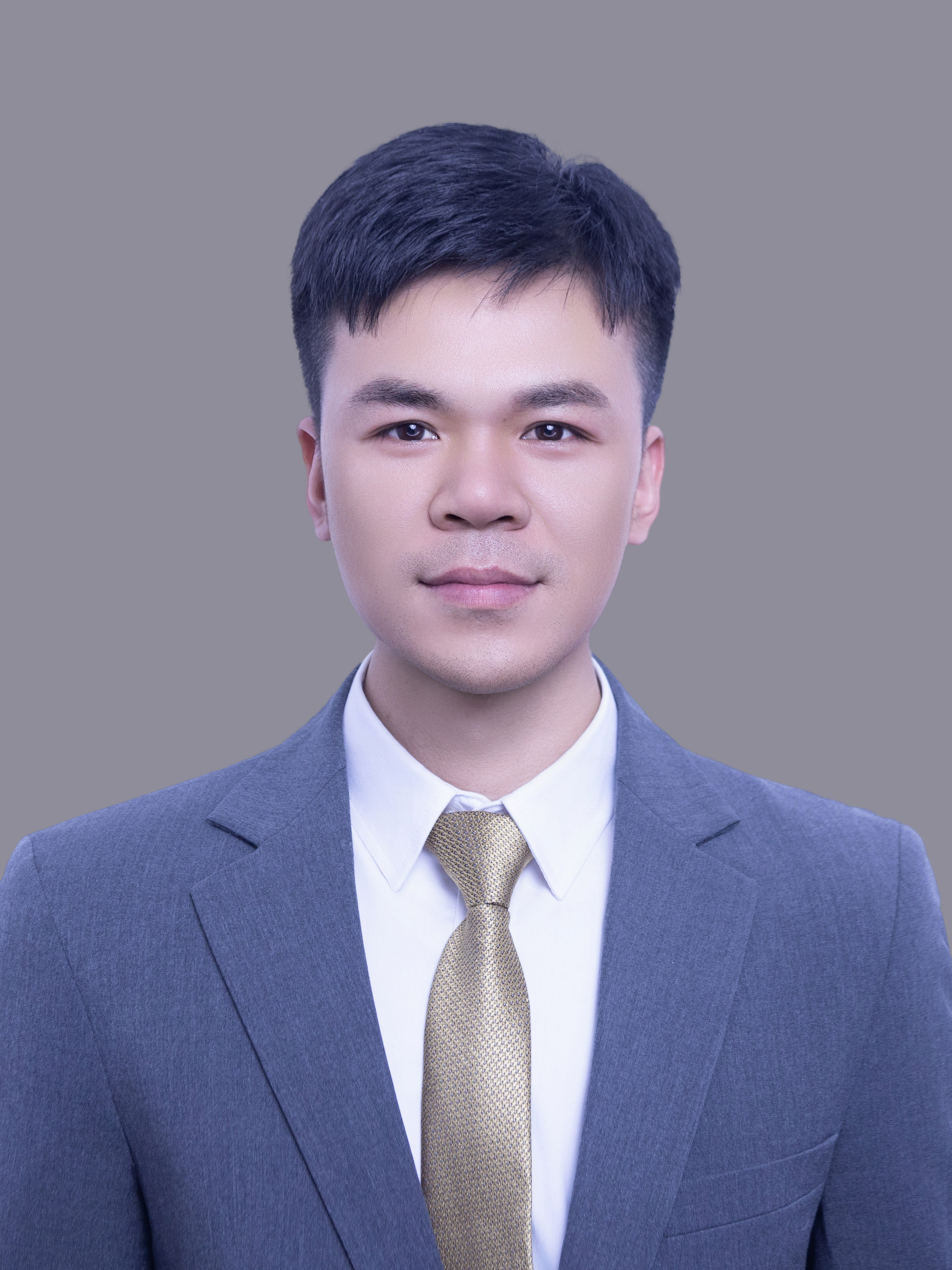 经纪人徐满义