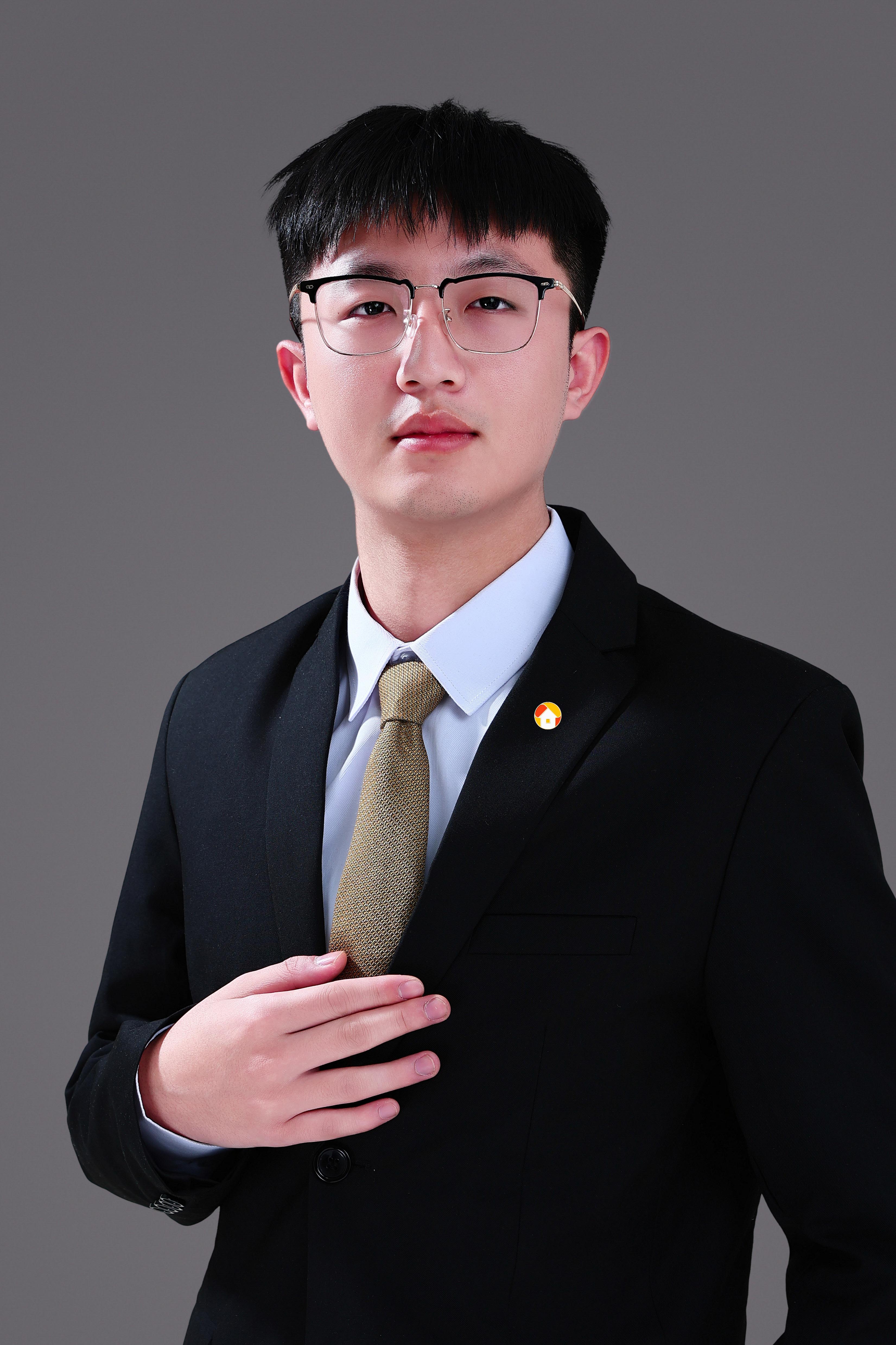 我爱我家经纪人张泽帅