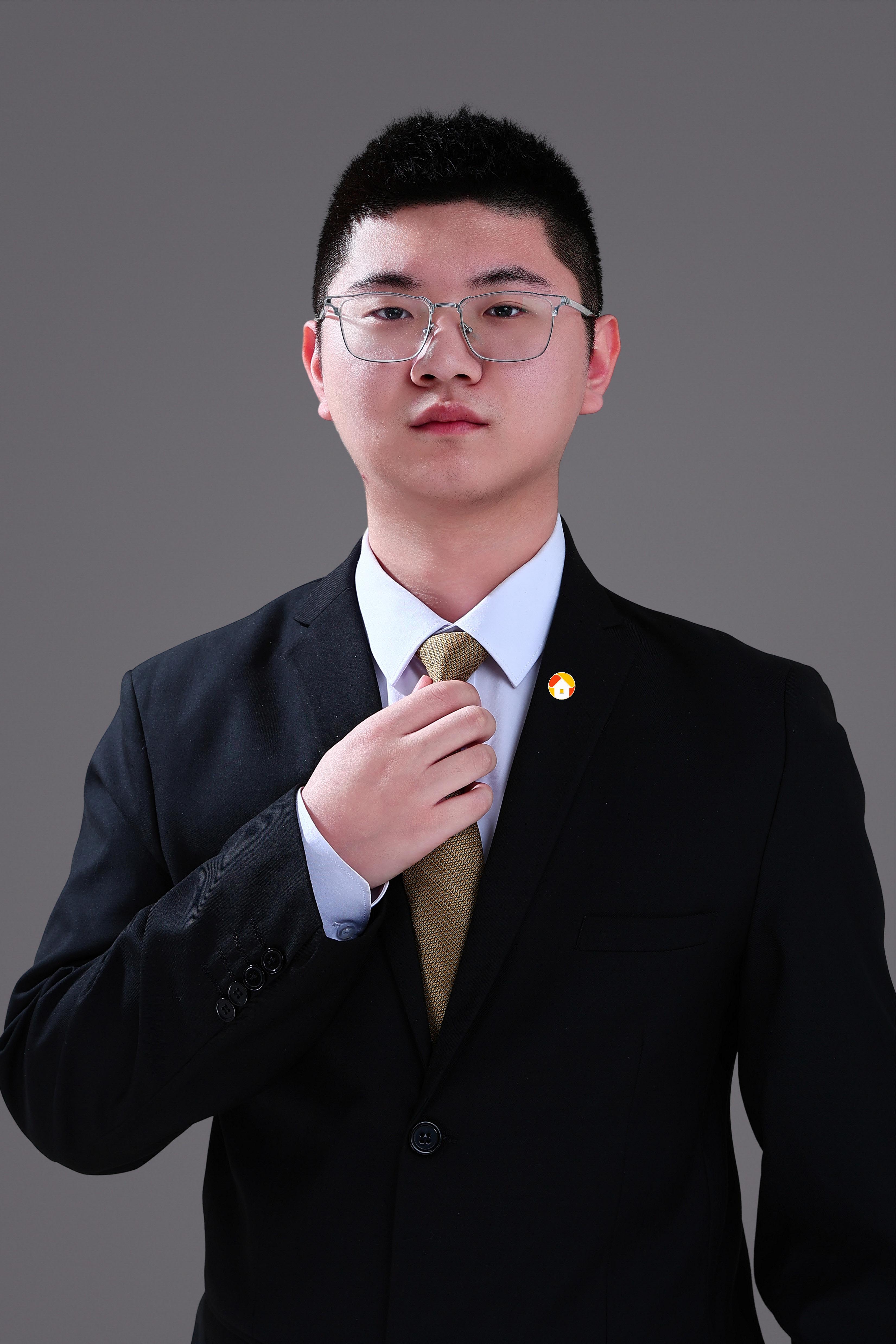 我爱我家经纪人姜清源