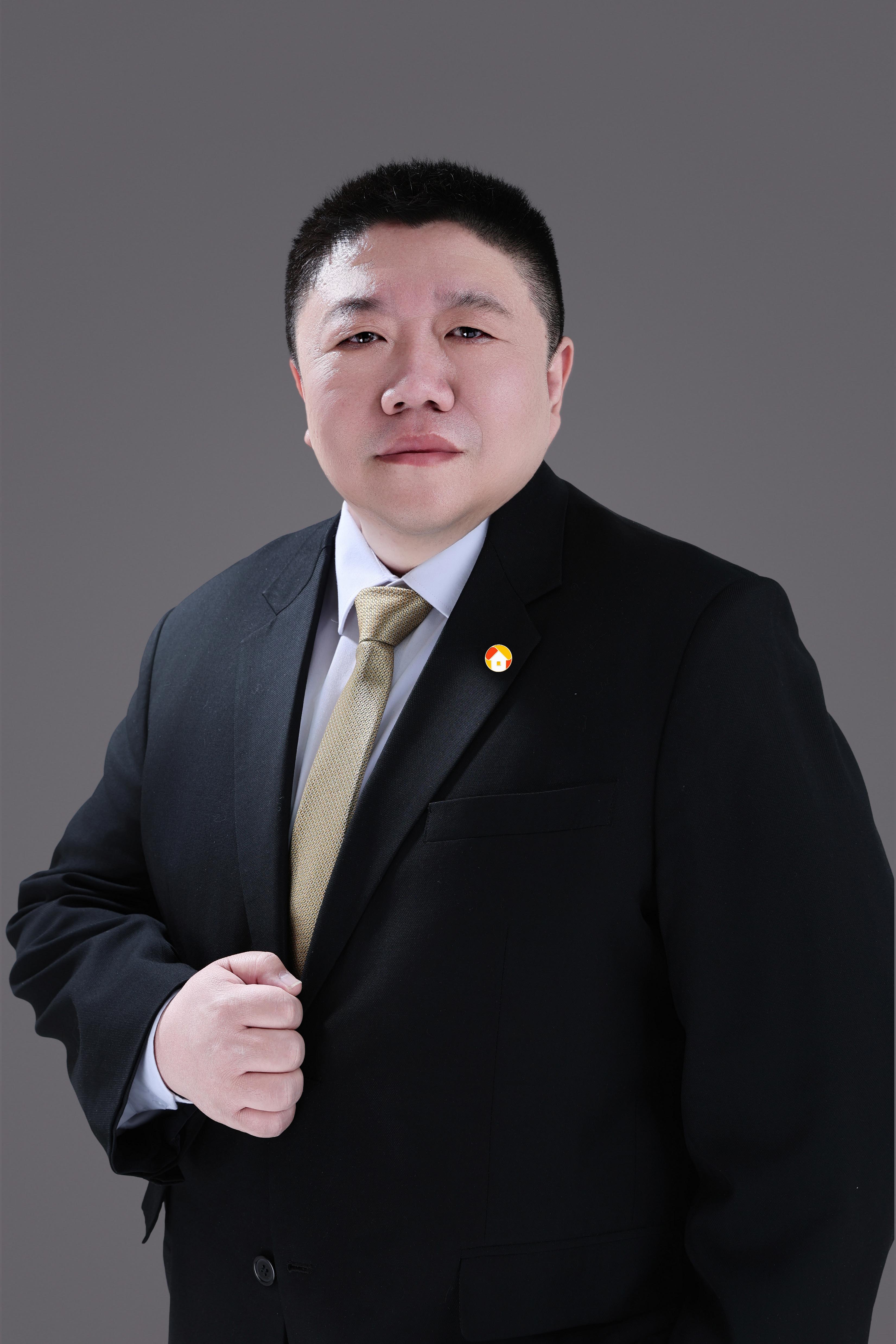 经纪人陈秋