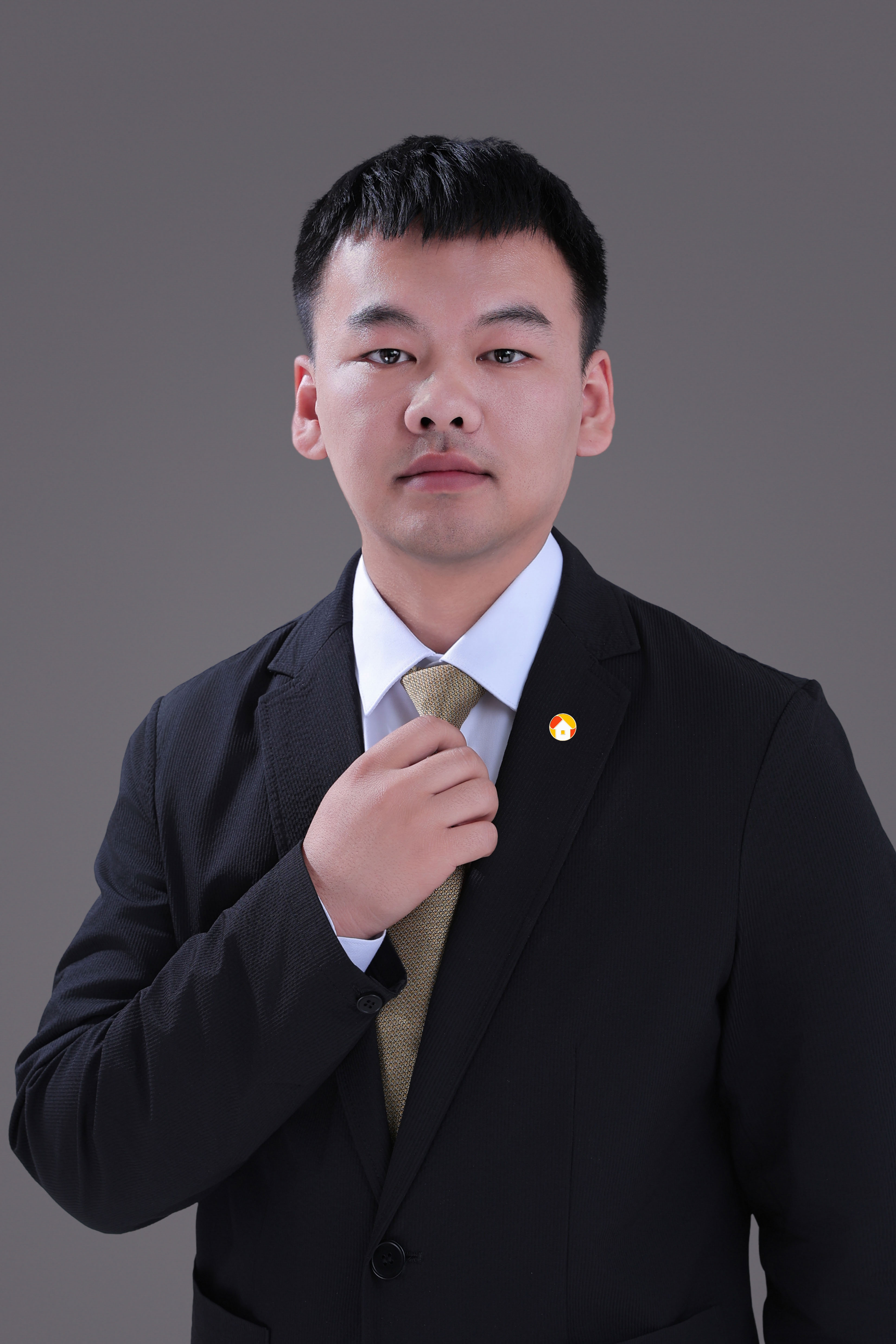 经纪人孟庆峰