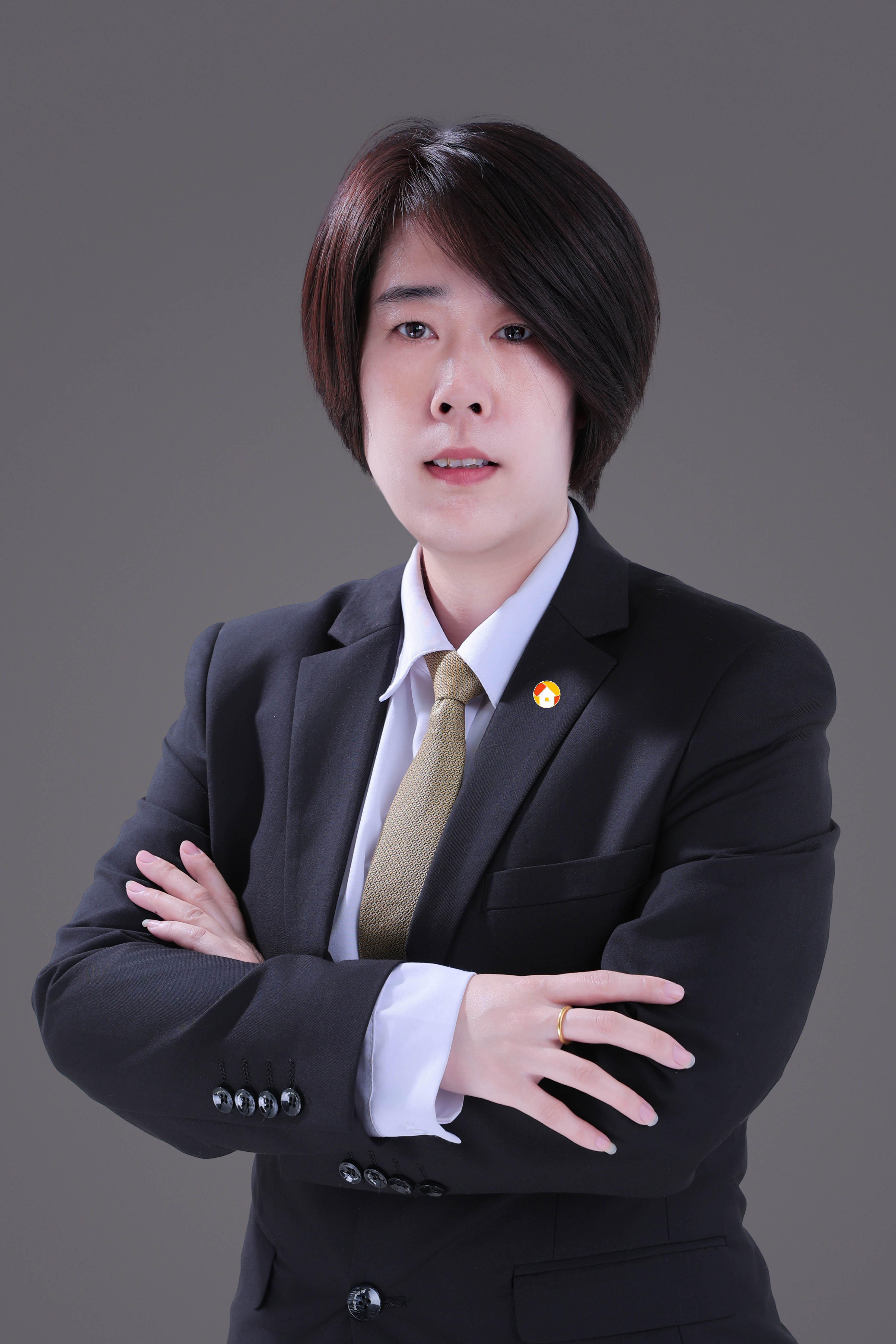我爱我家经纪人曲文静