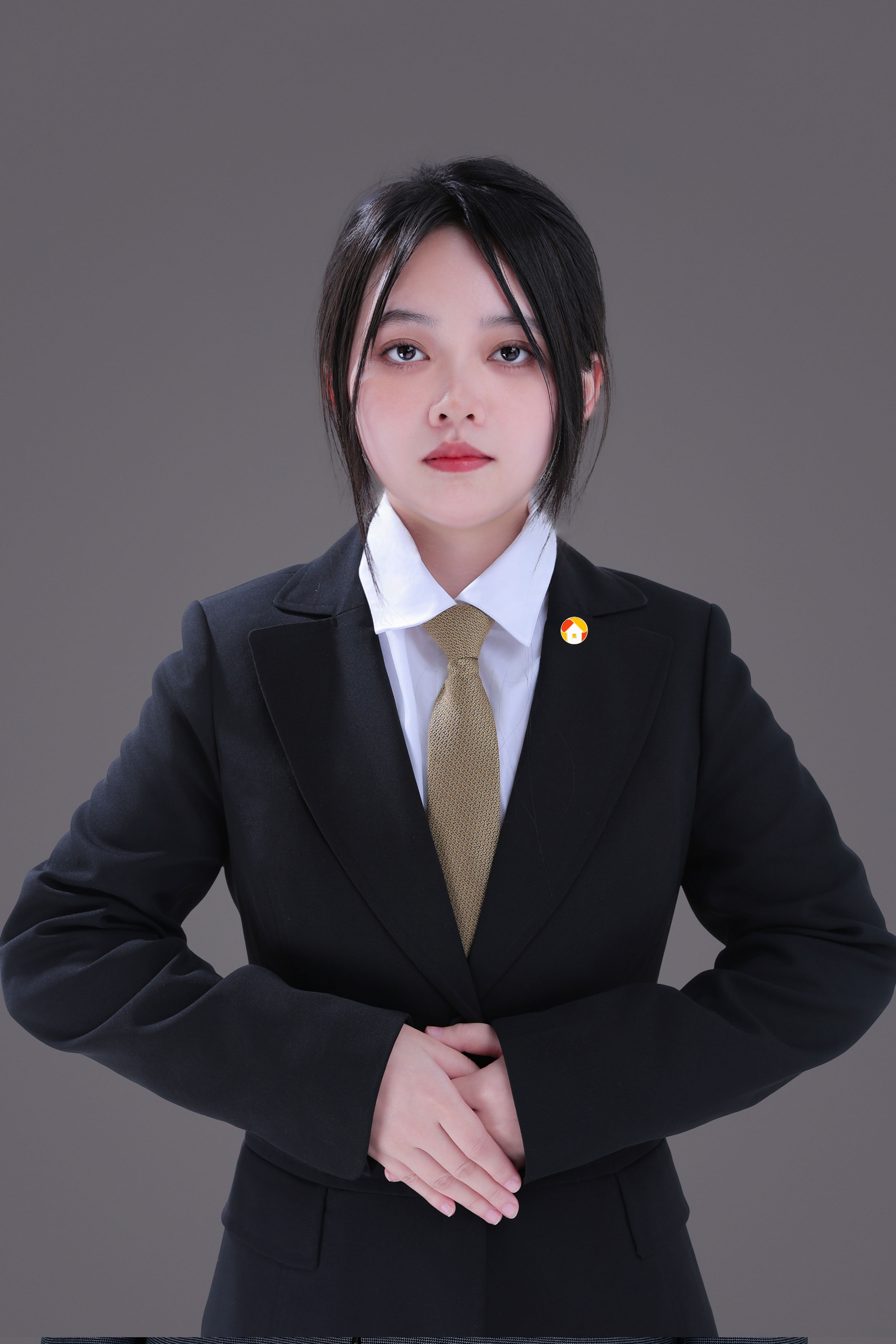我爱我家经纪人郑小希