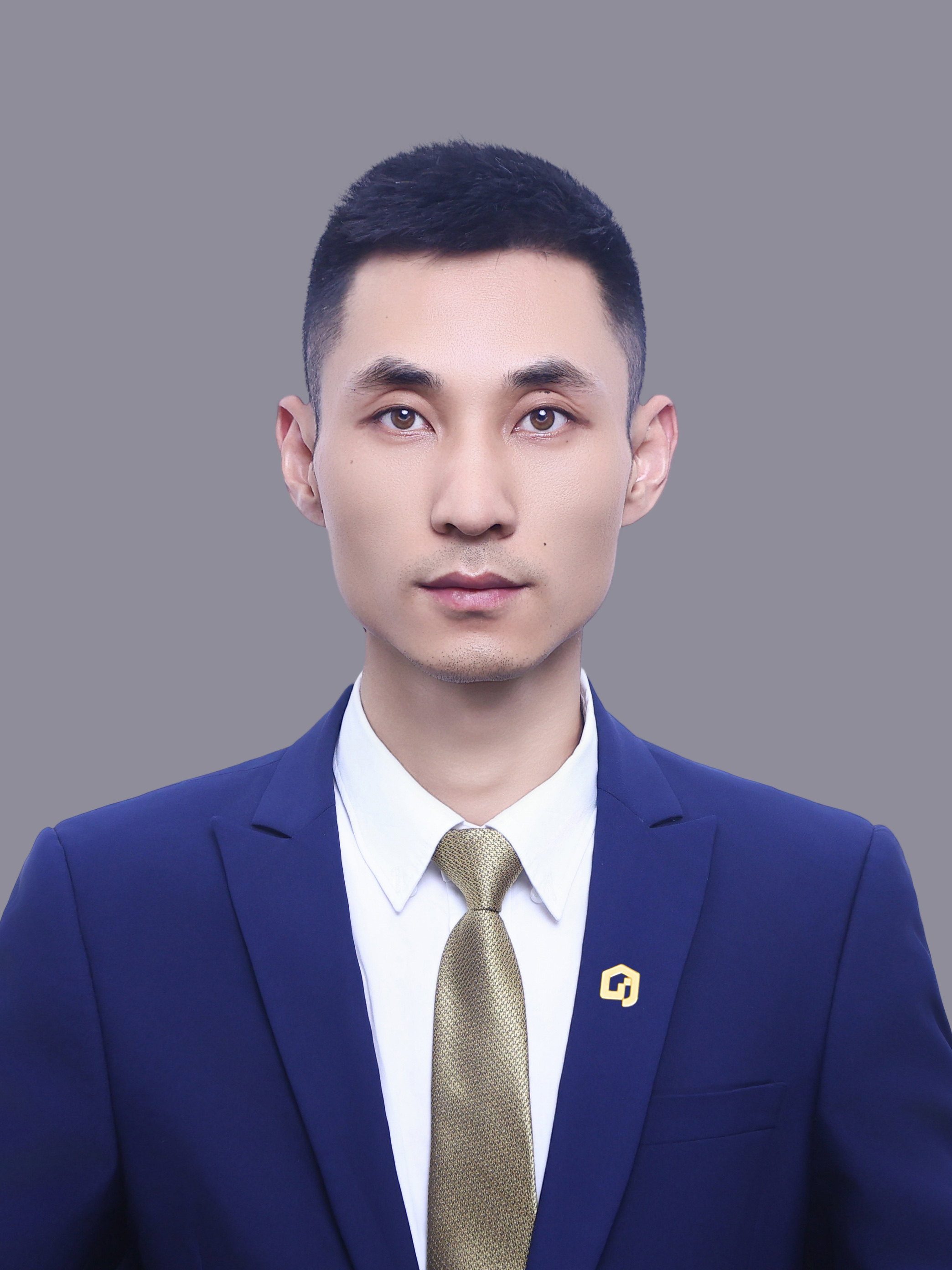 我爱我家经纪人申鑫