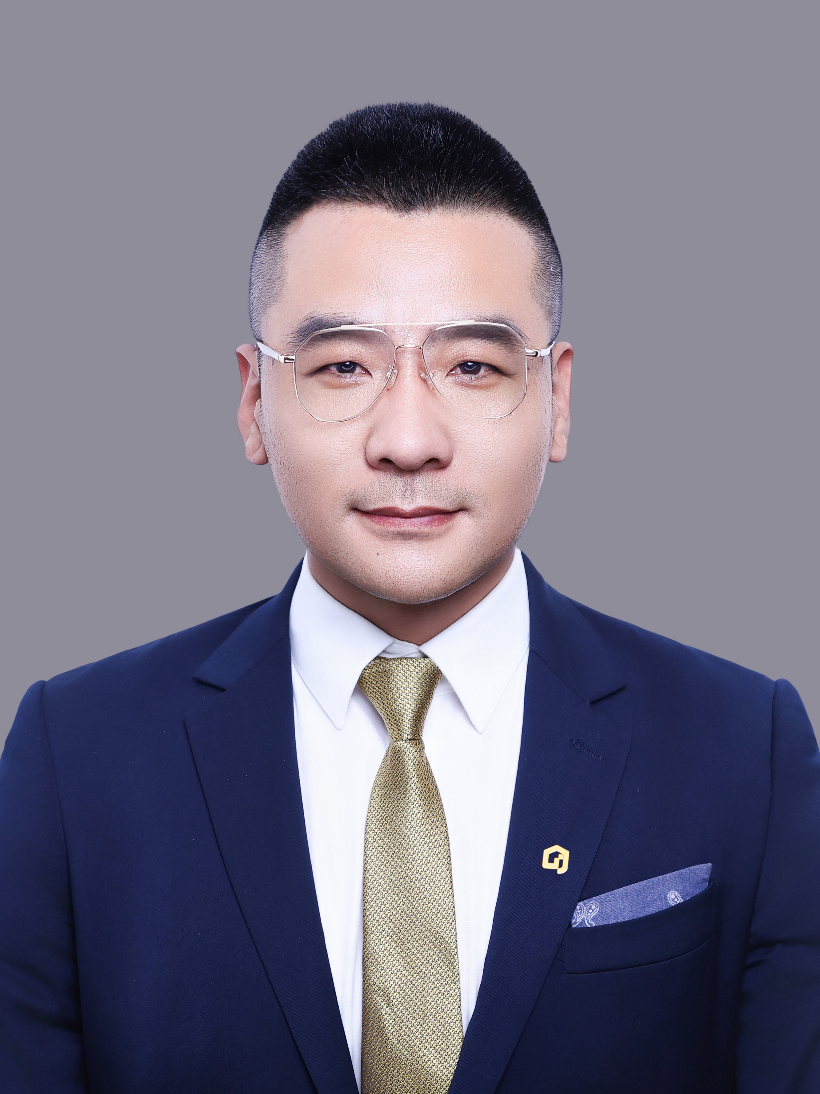 我爱我家经纪人卢鹏