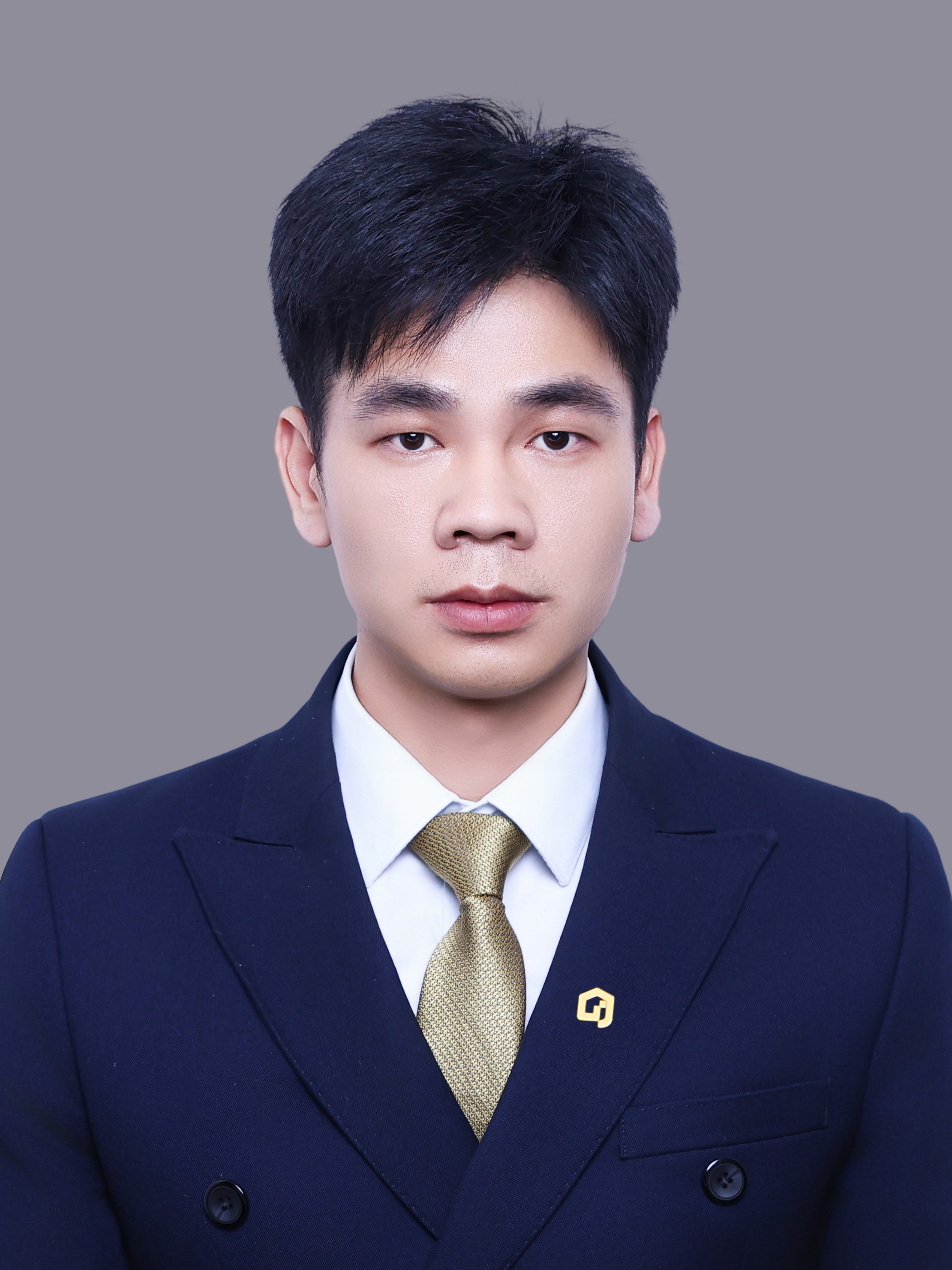 我爱我家经纪人赖富华