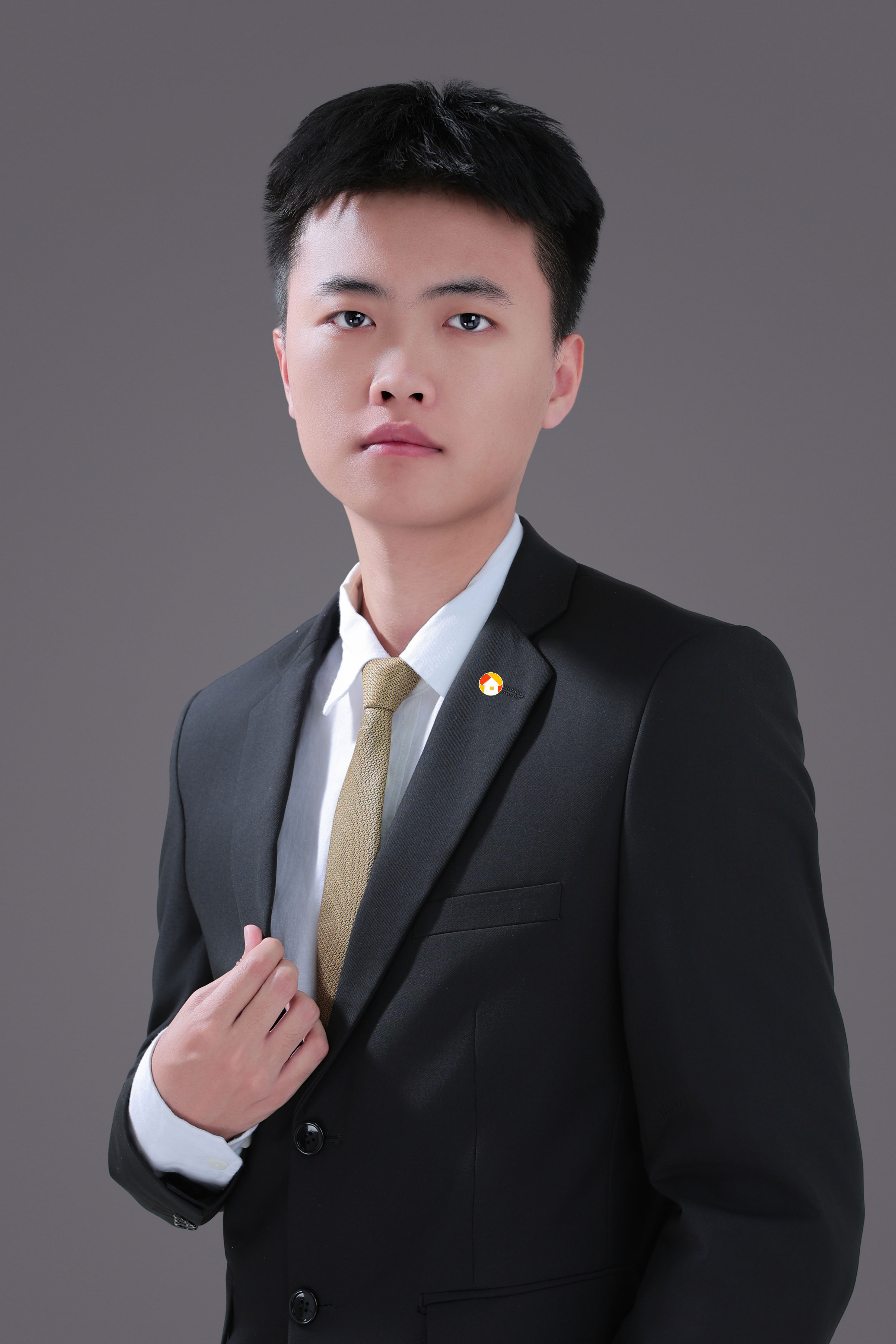 我爱我家经纪人牟义钊