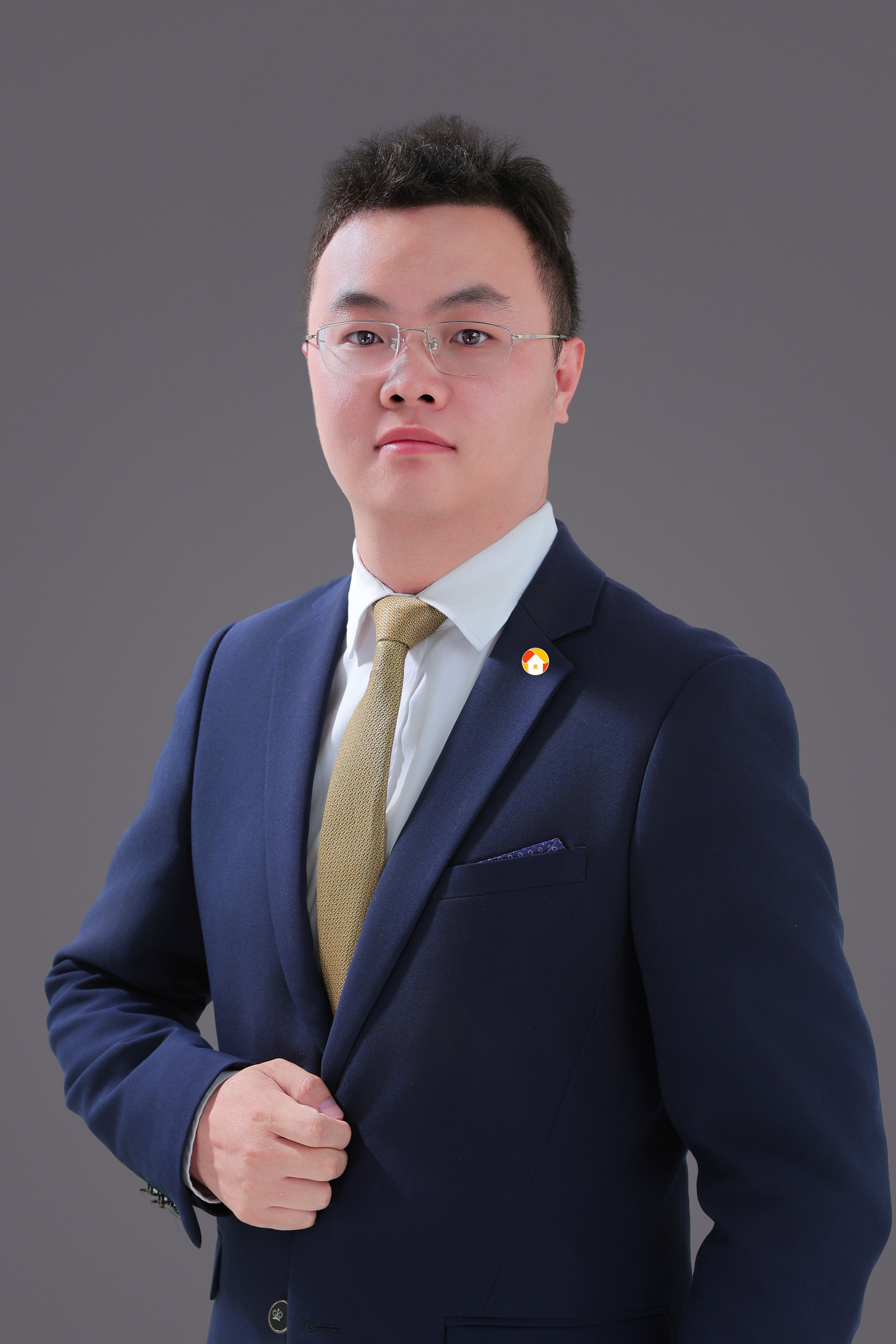 我爱我家经纪人郝士杰