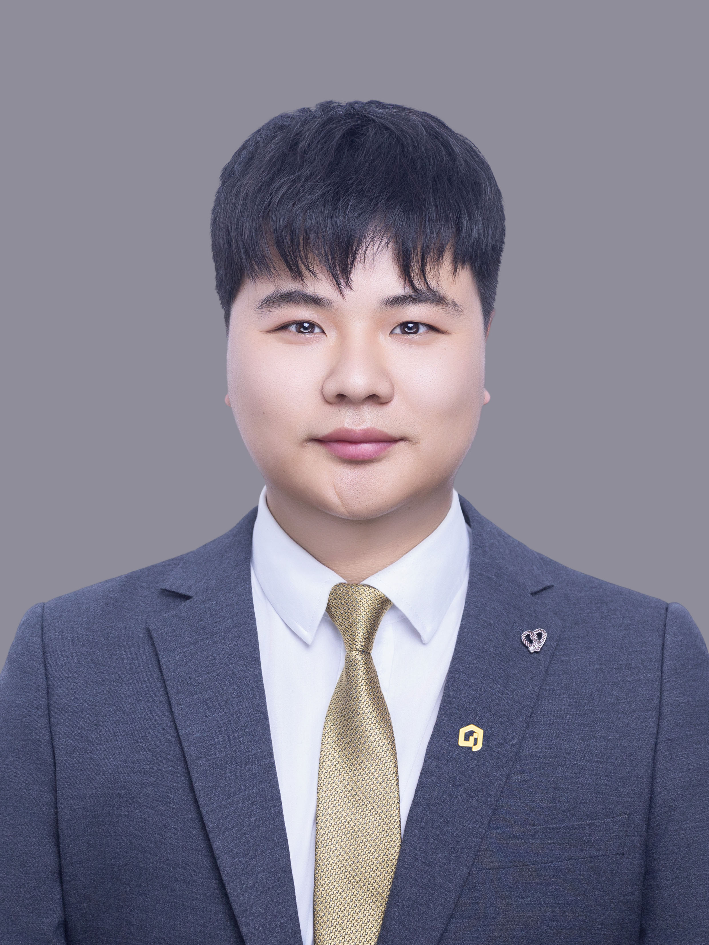我爱我家经纪人李鹏泽