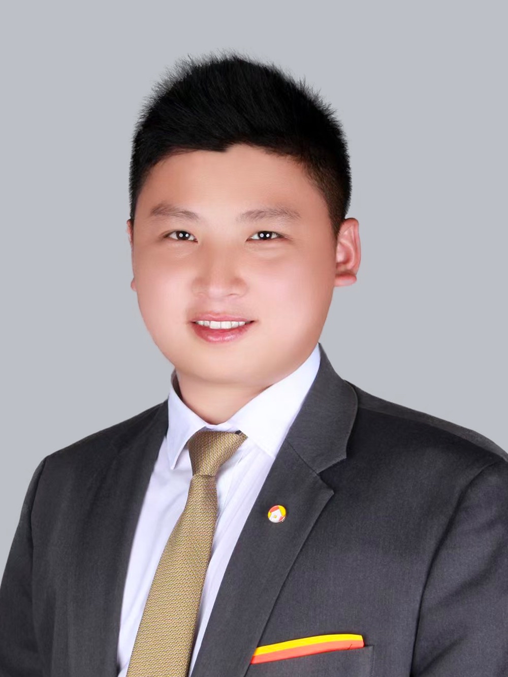 我爱我家经纪人张世华