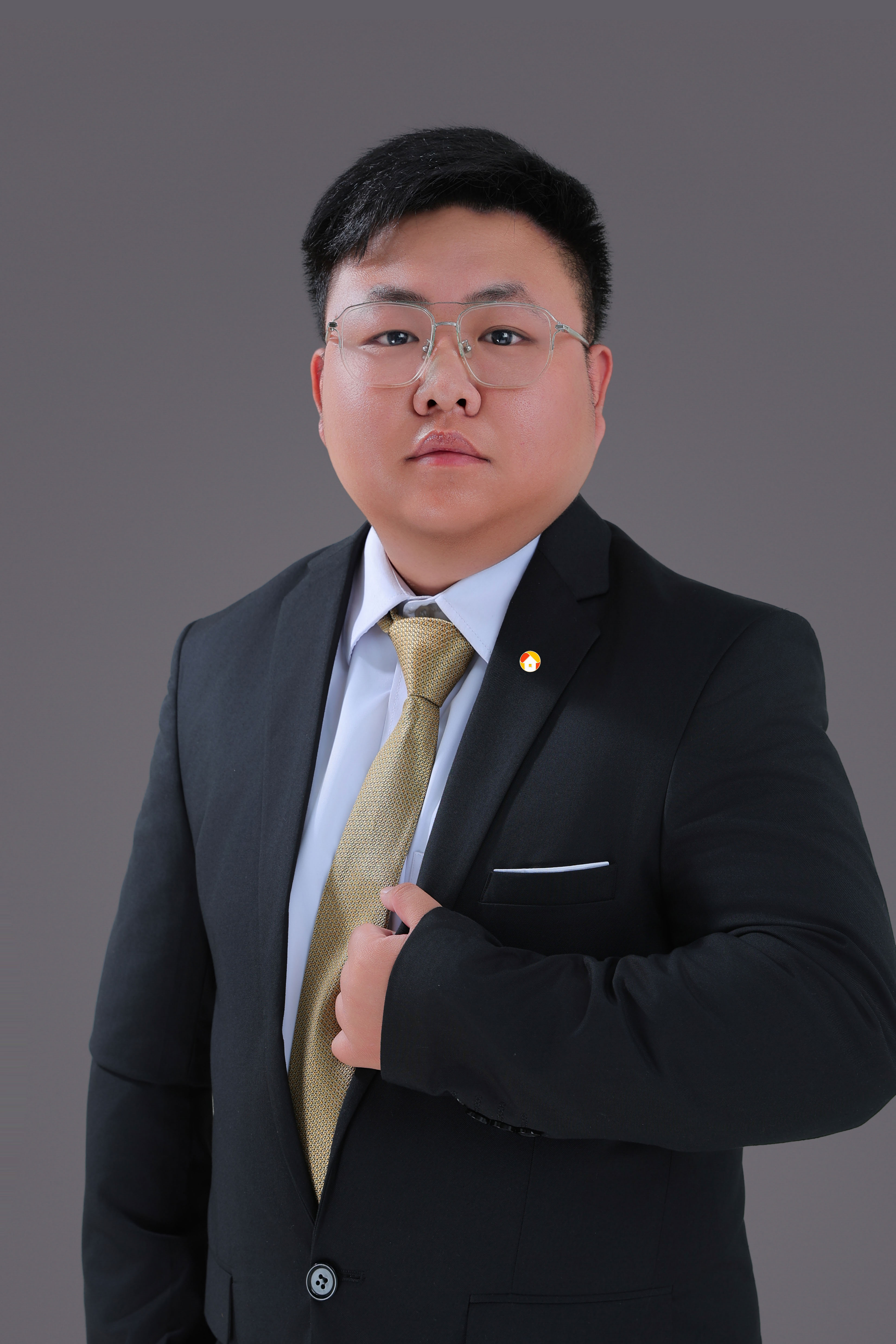 我爱我家经纪人张跃龙