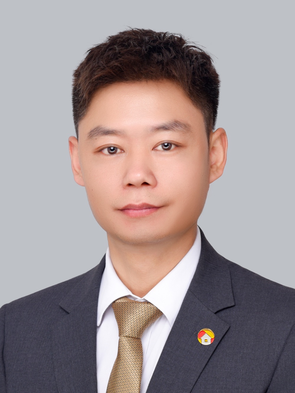 经纪人周洋