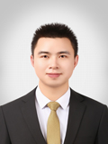 经纪人吴亚平