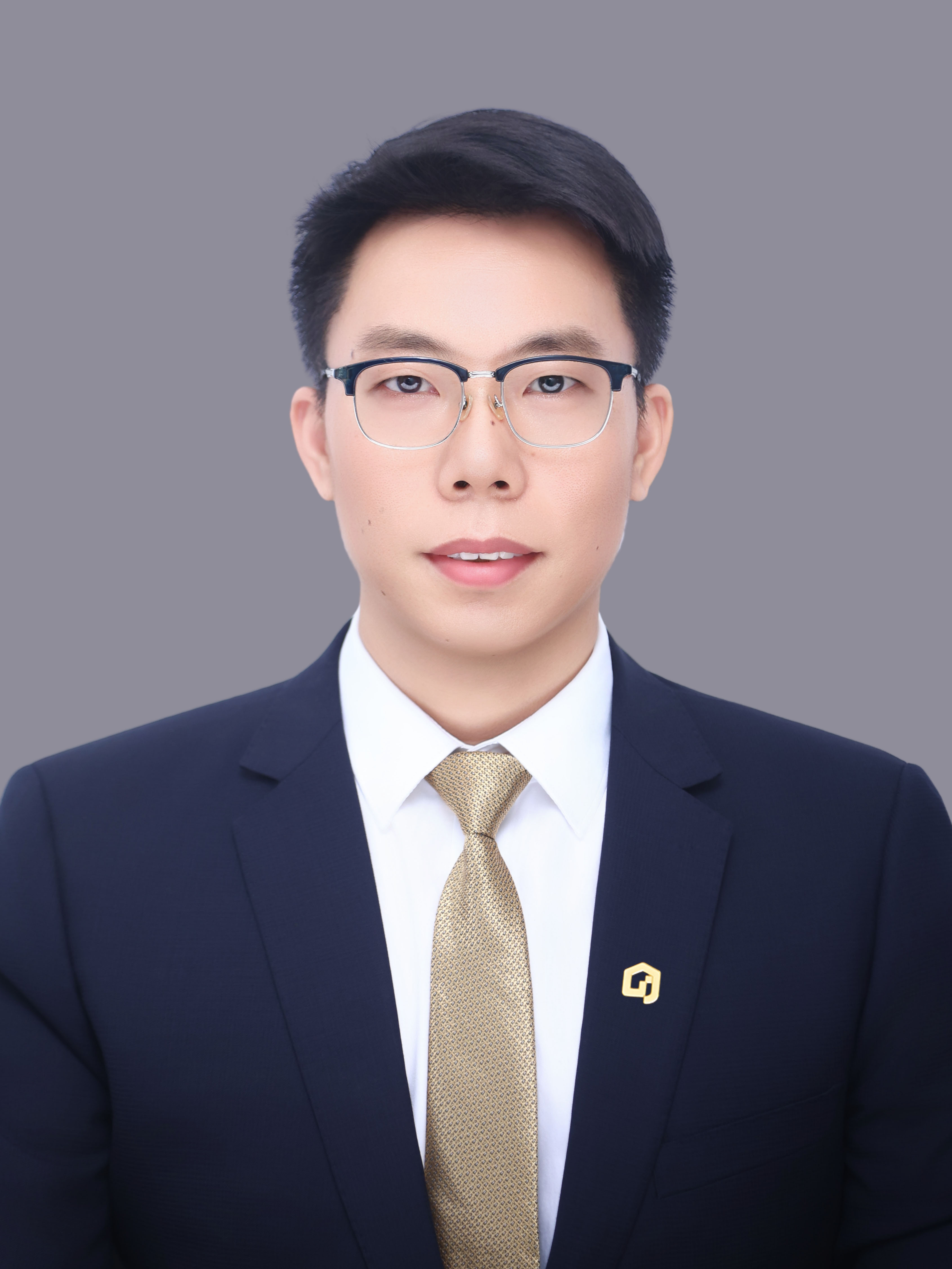 强俊
