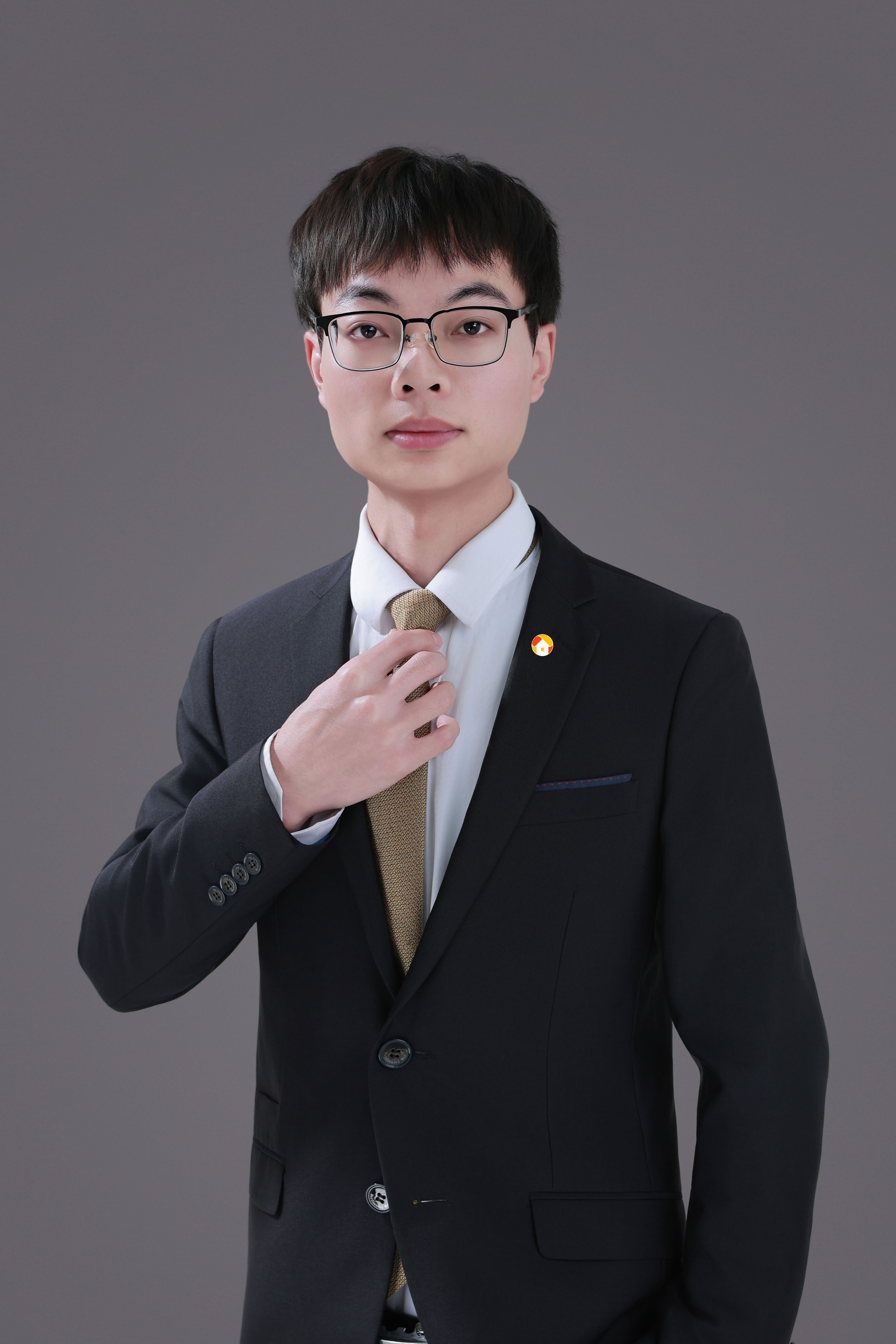 经纪人王东